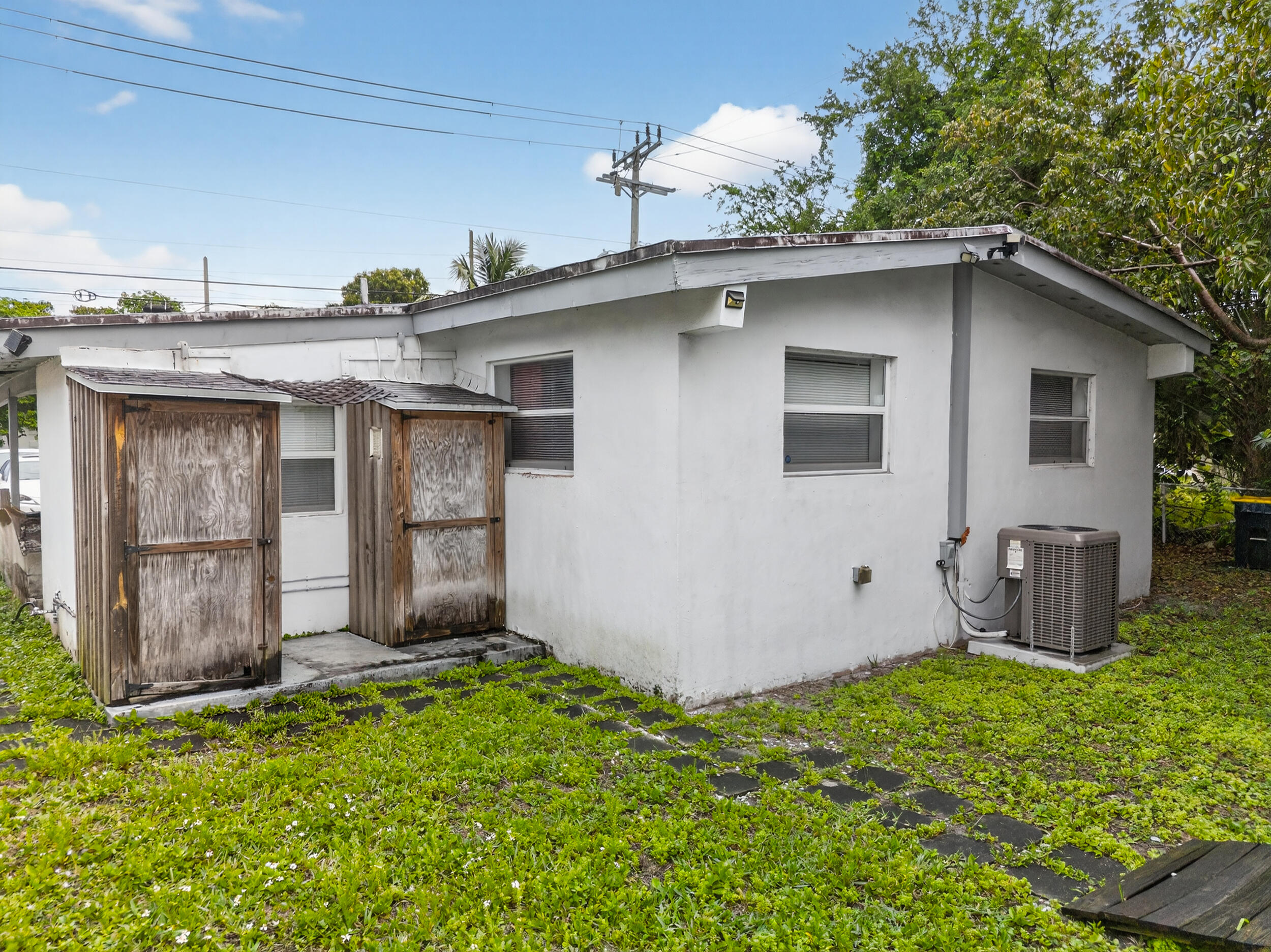 726 Phippen Waiters Road