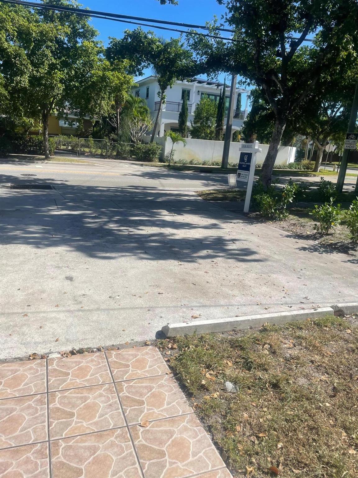 SOUTHLAND PARK - Residential Lease