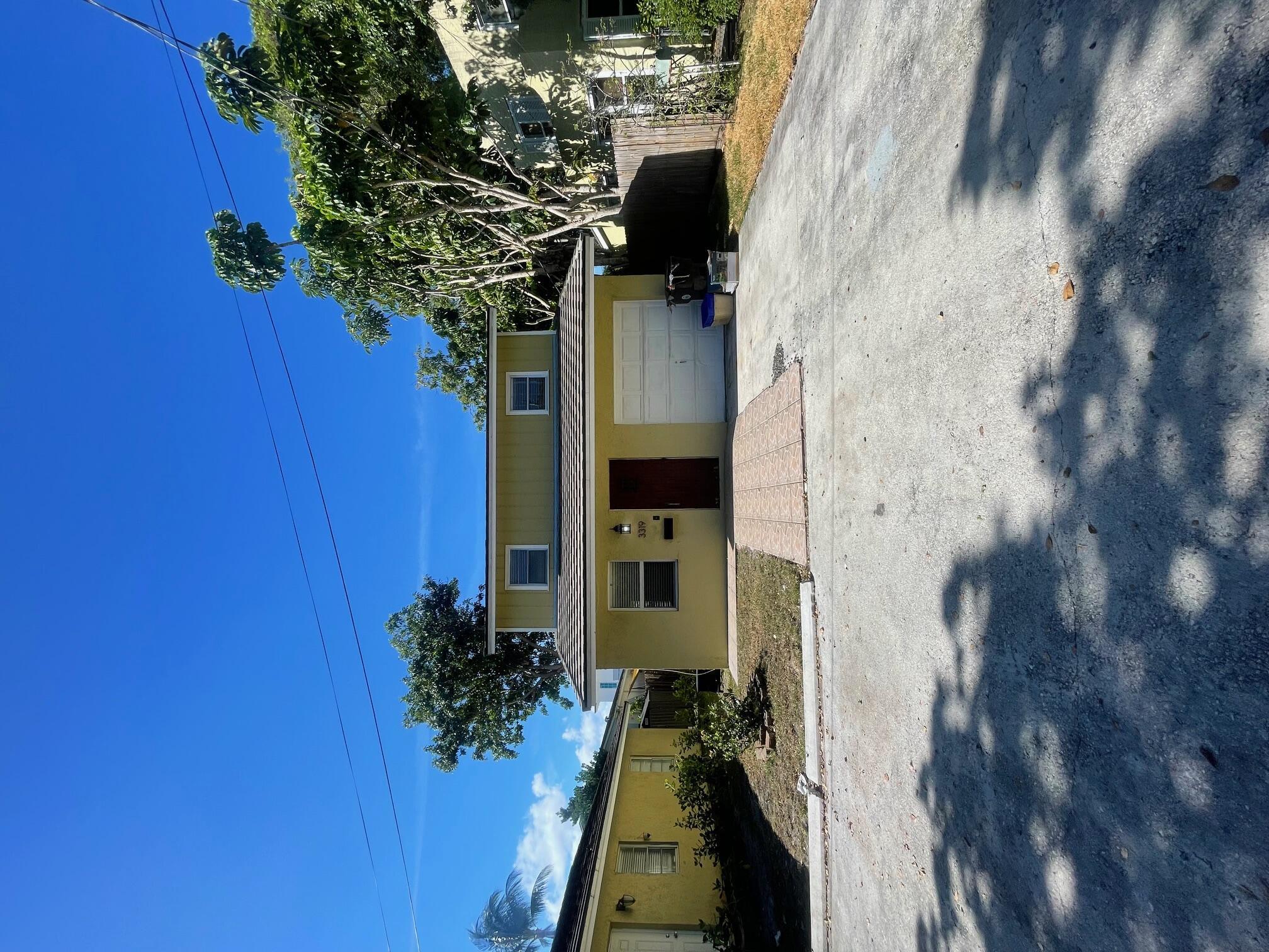 SOUTHLAND PARK - Residential Lease