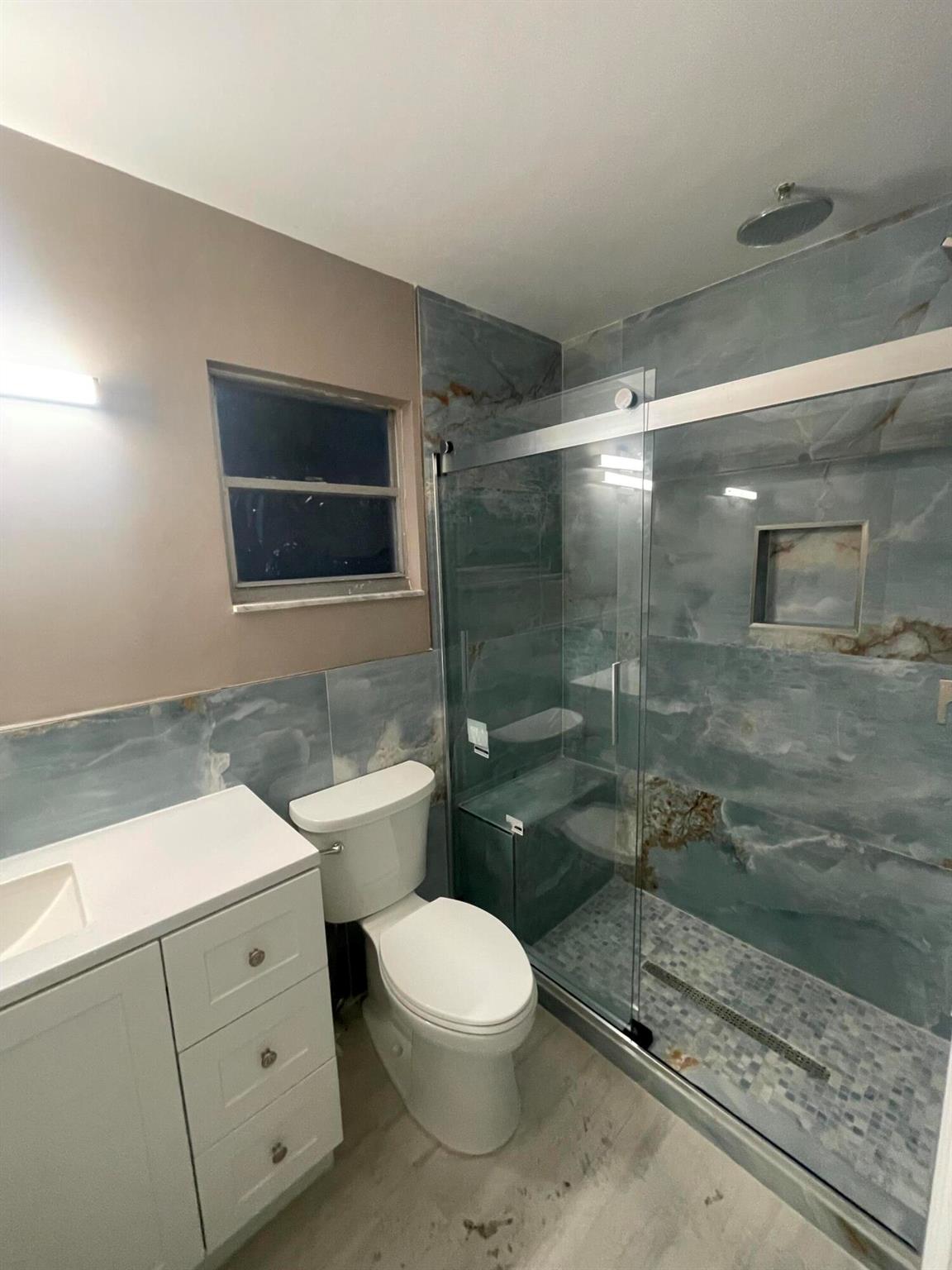 SOUTHLAND PARK - Residential Lease