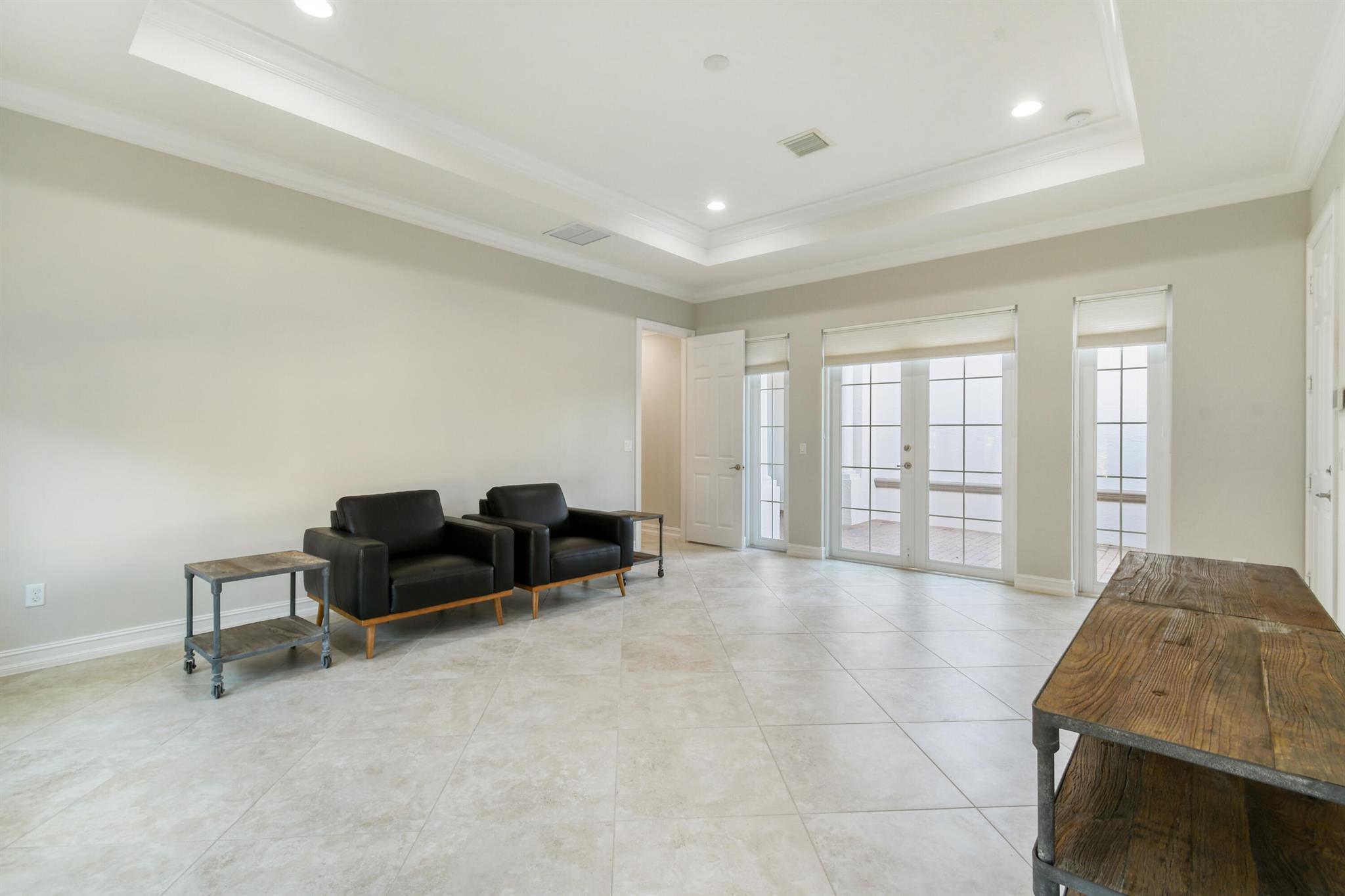 BAYHILL ESTATES - Residential