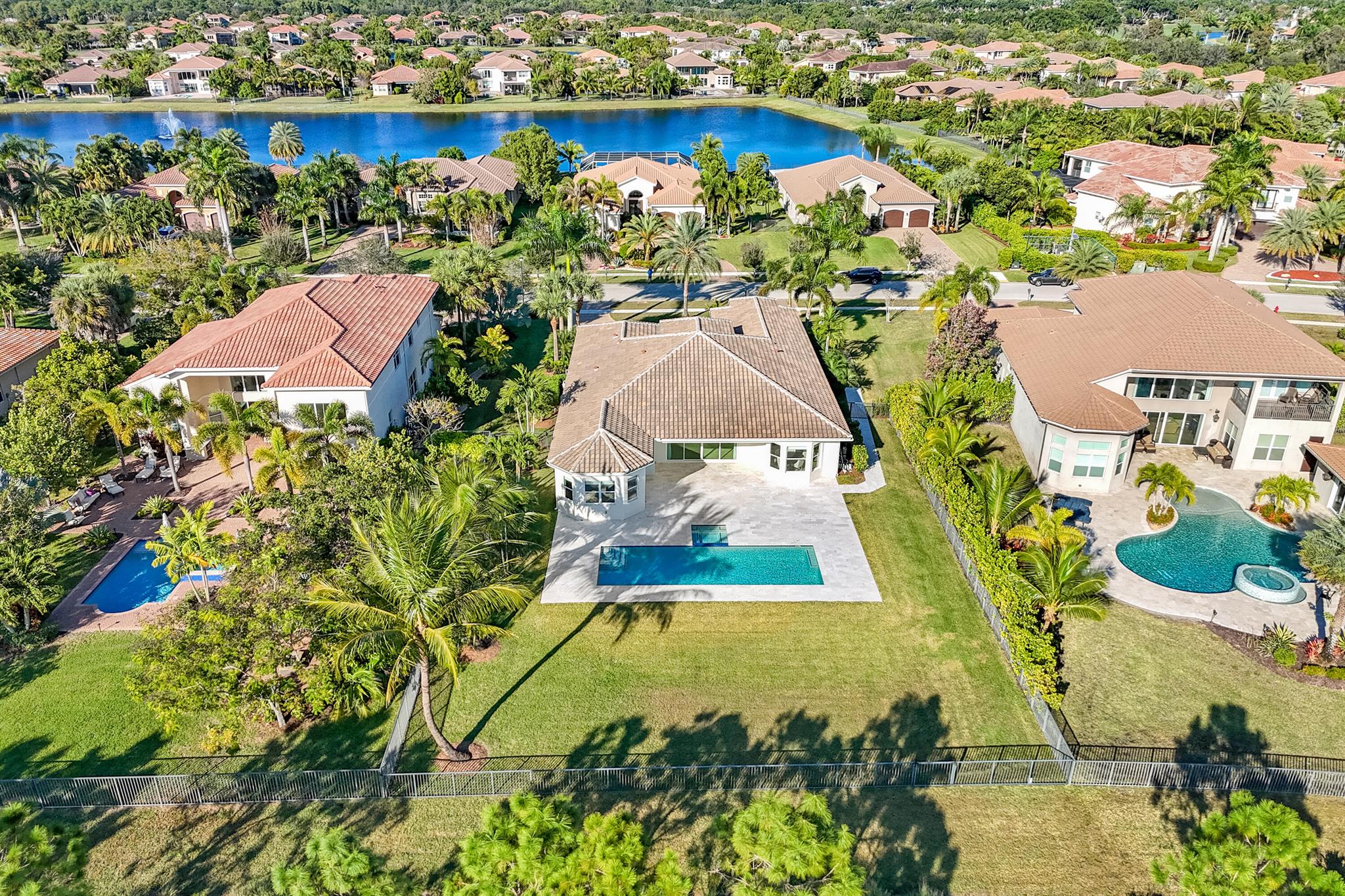 BAYHILL ESTATES - Residential