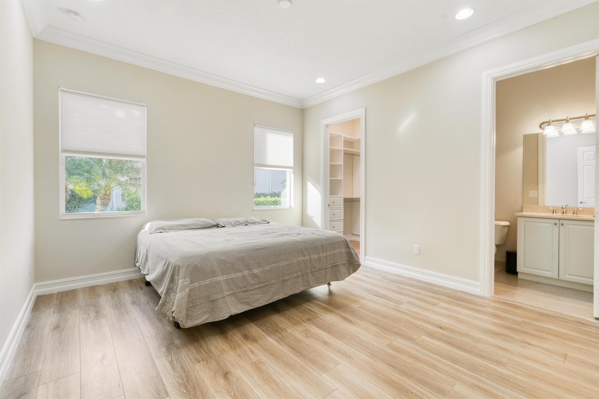 BAYHILL ESTATES - Residential