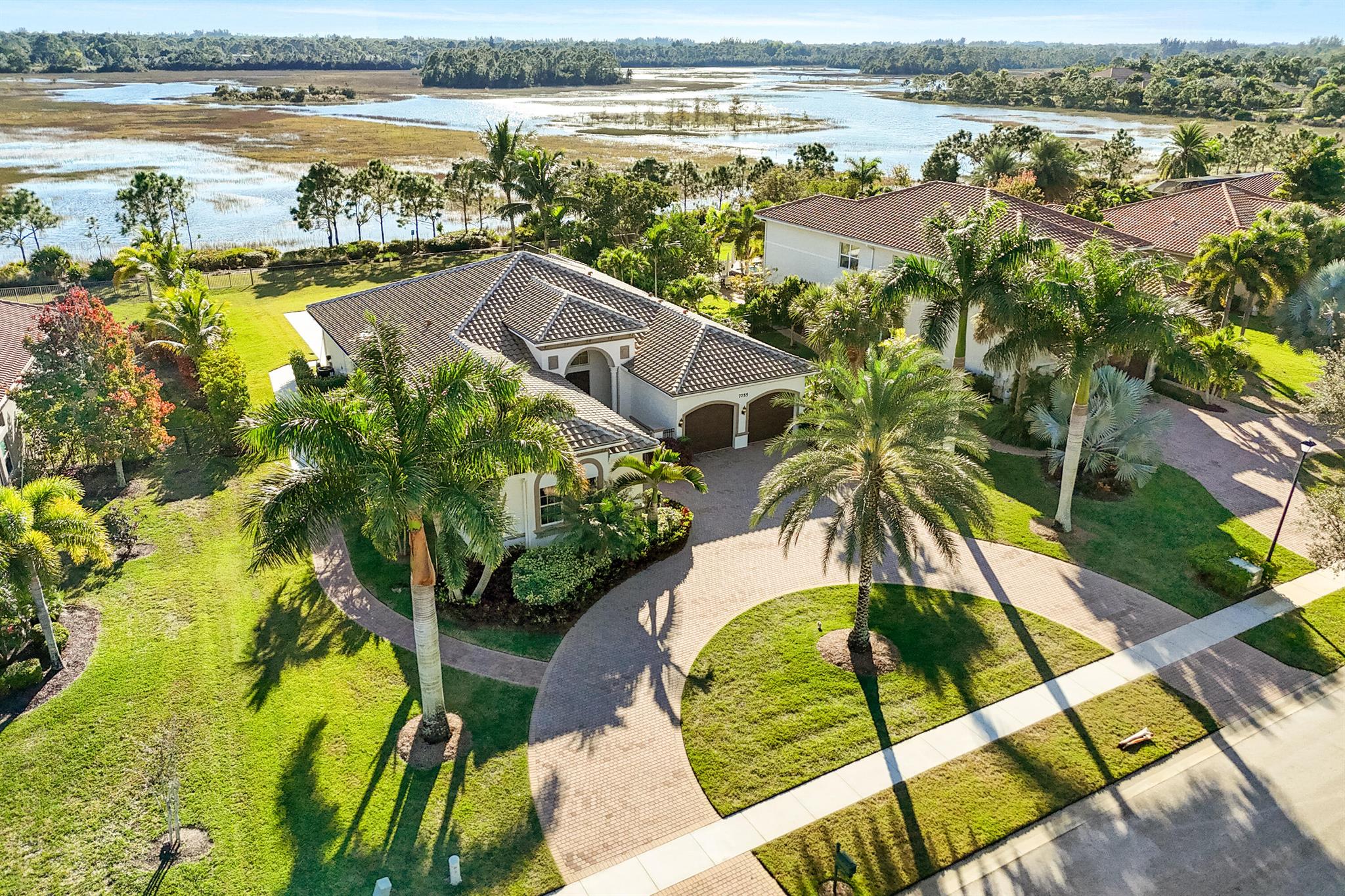 BAYHILL ESTATES - Residential