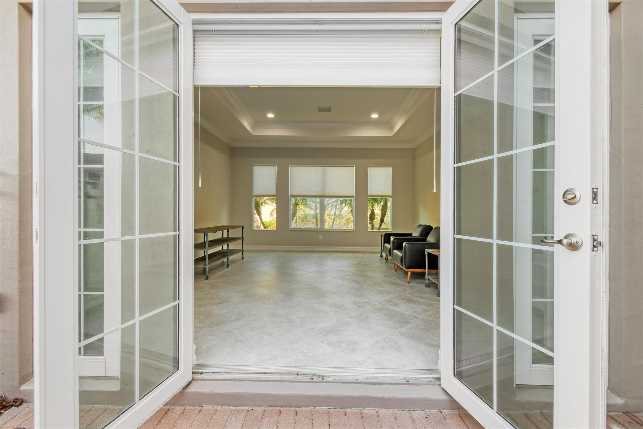 BAYHILL ESTATES - Residential