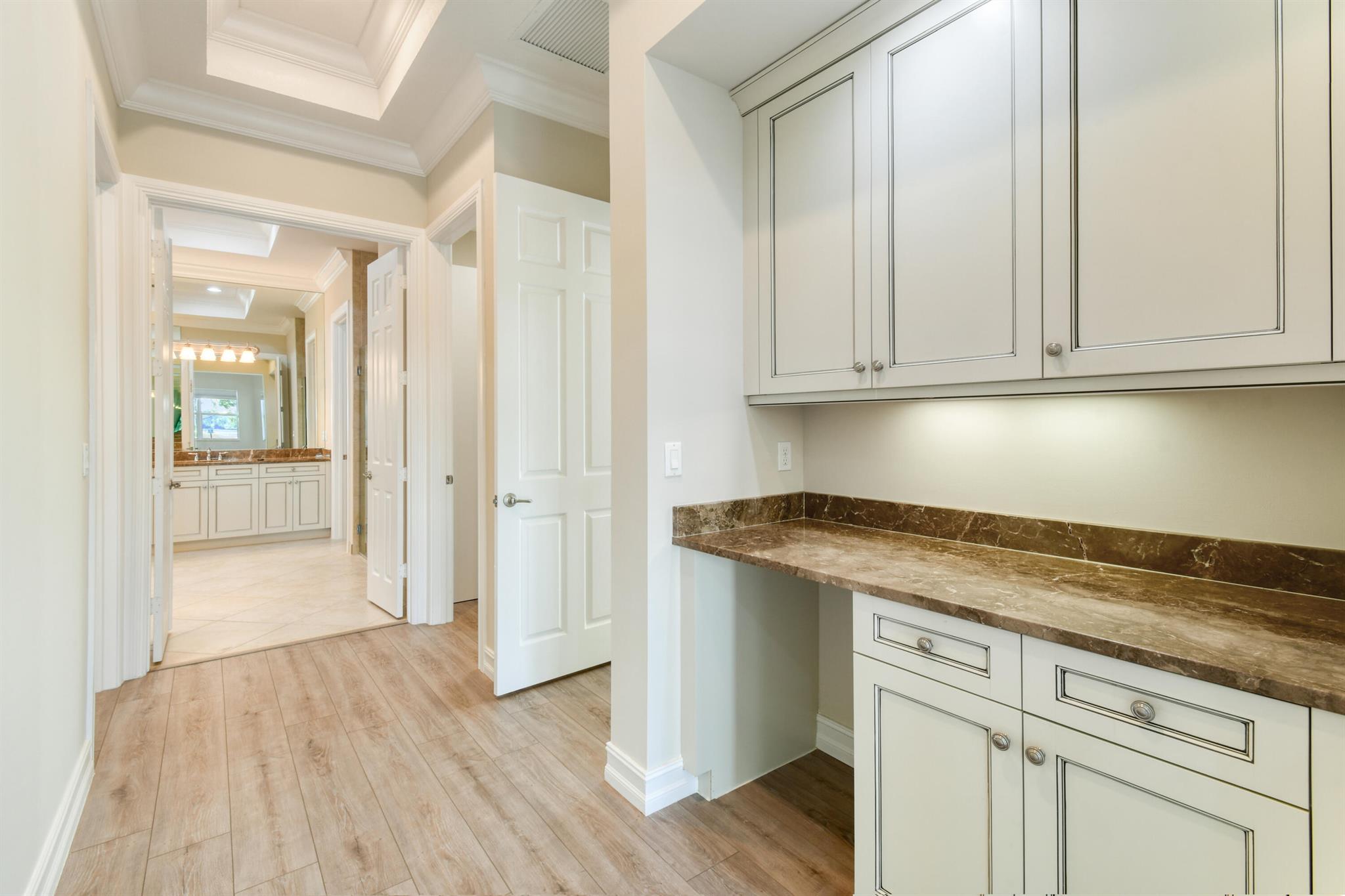 BAYHILL ESTATES - Residential