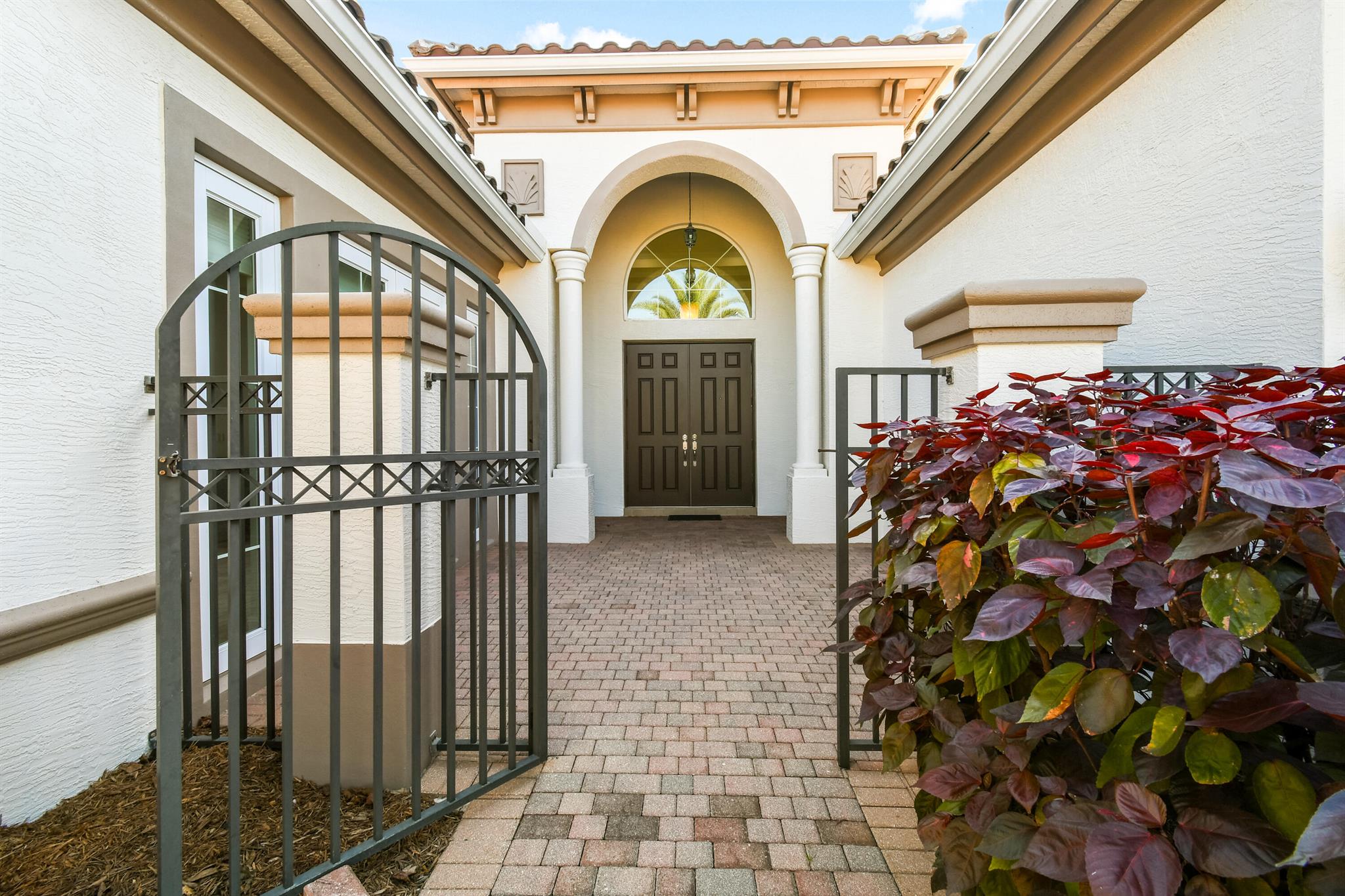 BAYHILL ESTATES - Residential