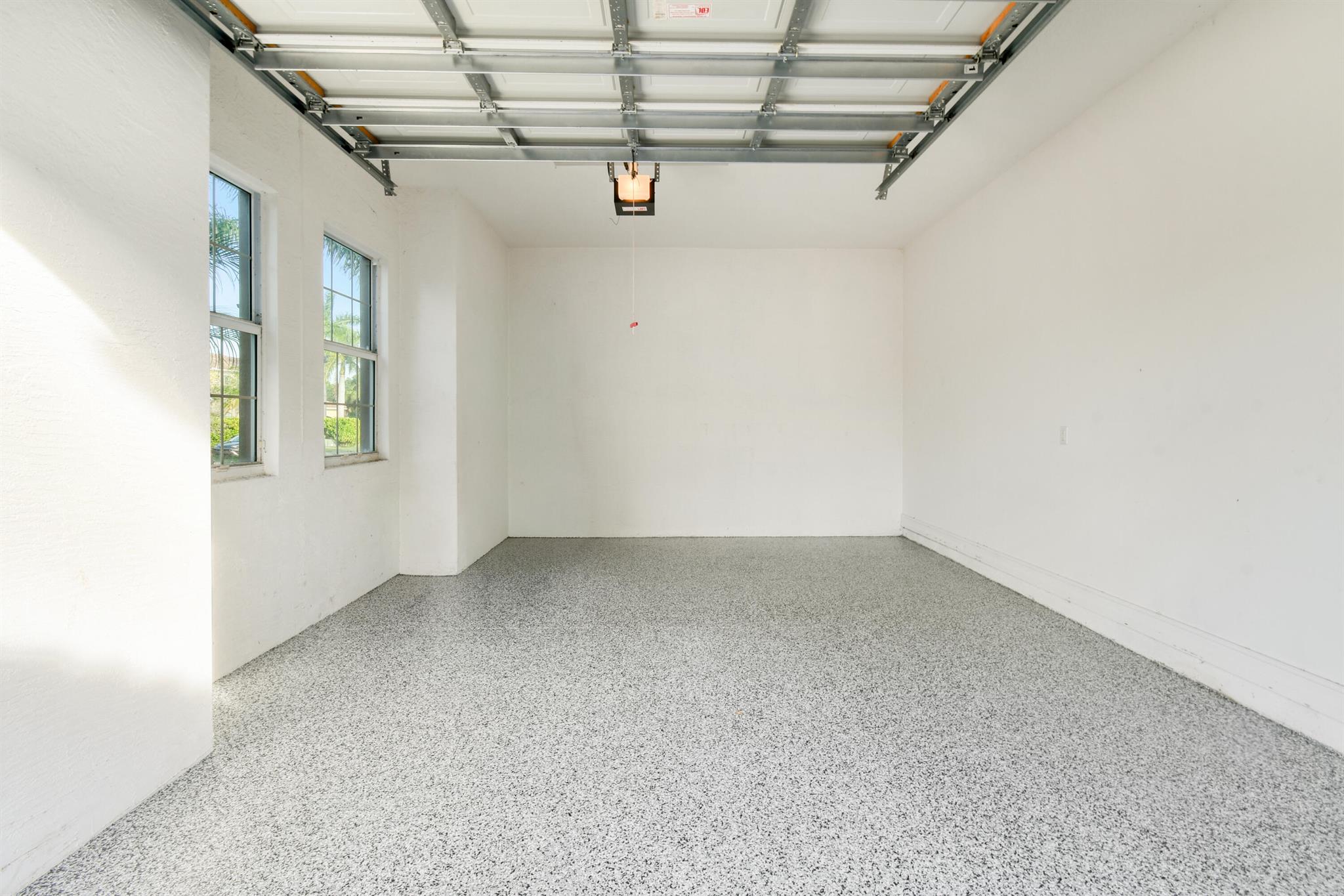 BAYHILL ESTATES - Residential