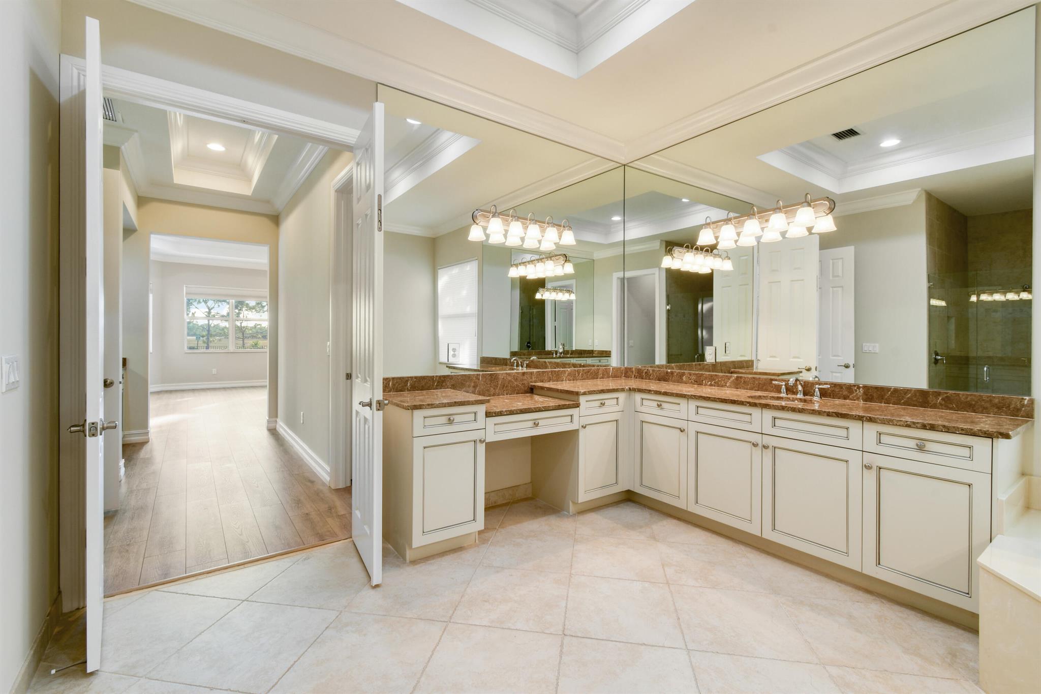 BAYHILL ESTATES - Residential