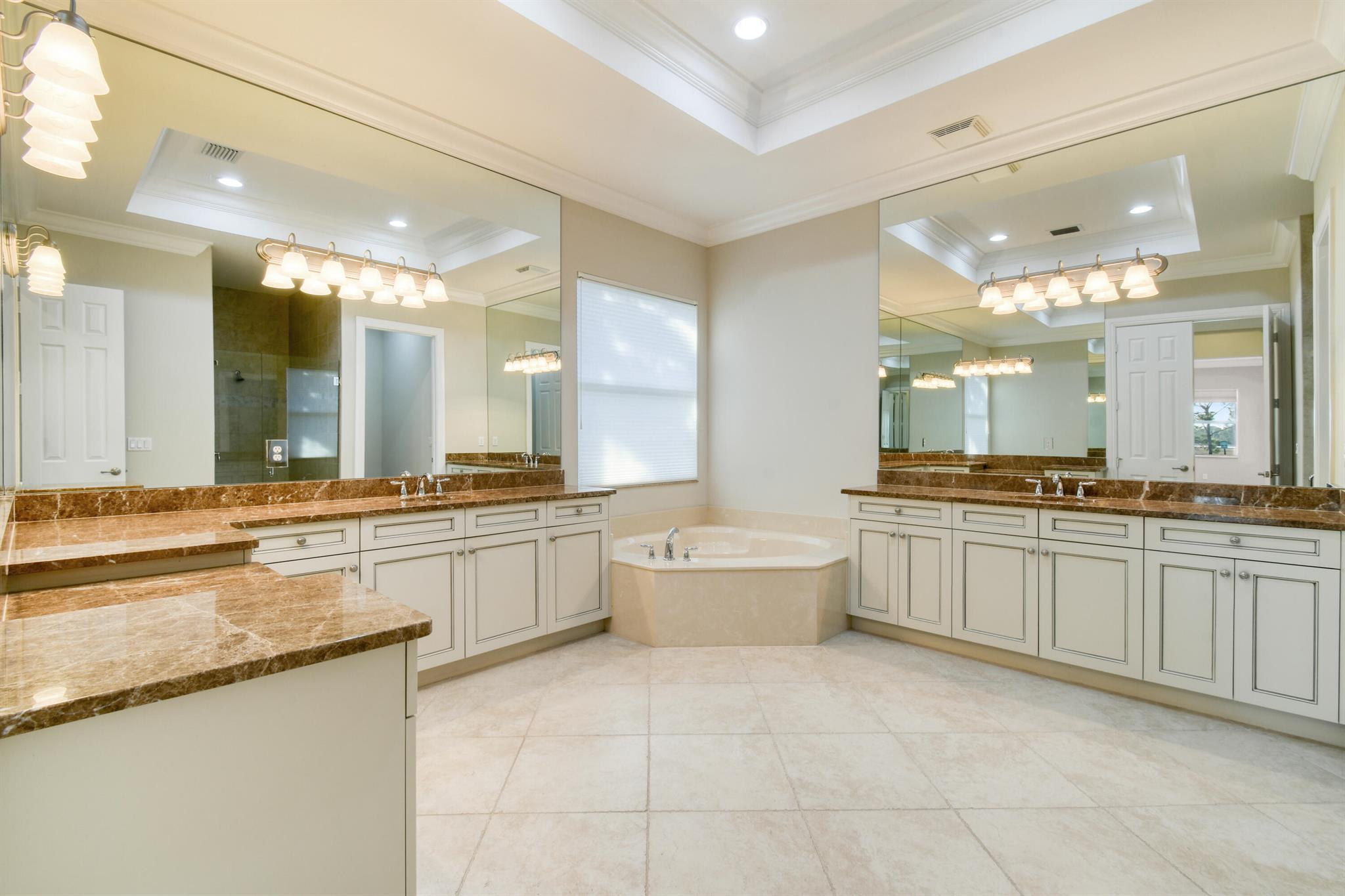 BAYHILL ESTATES - Residential