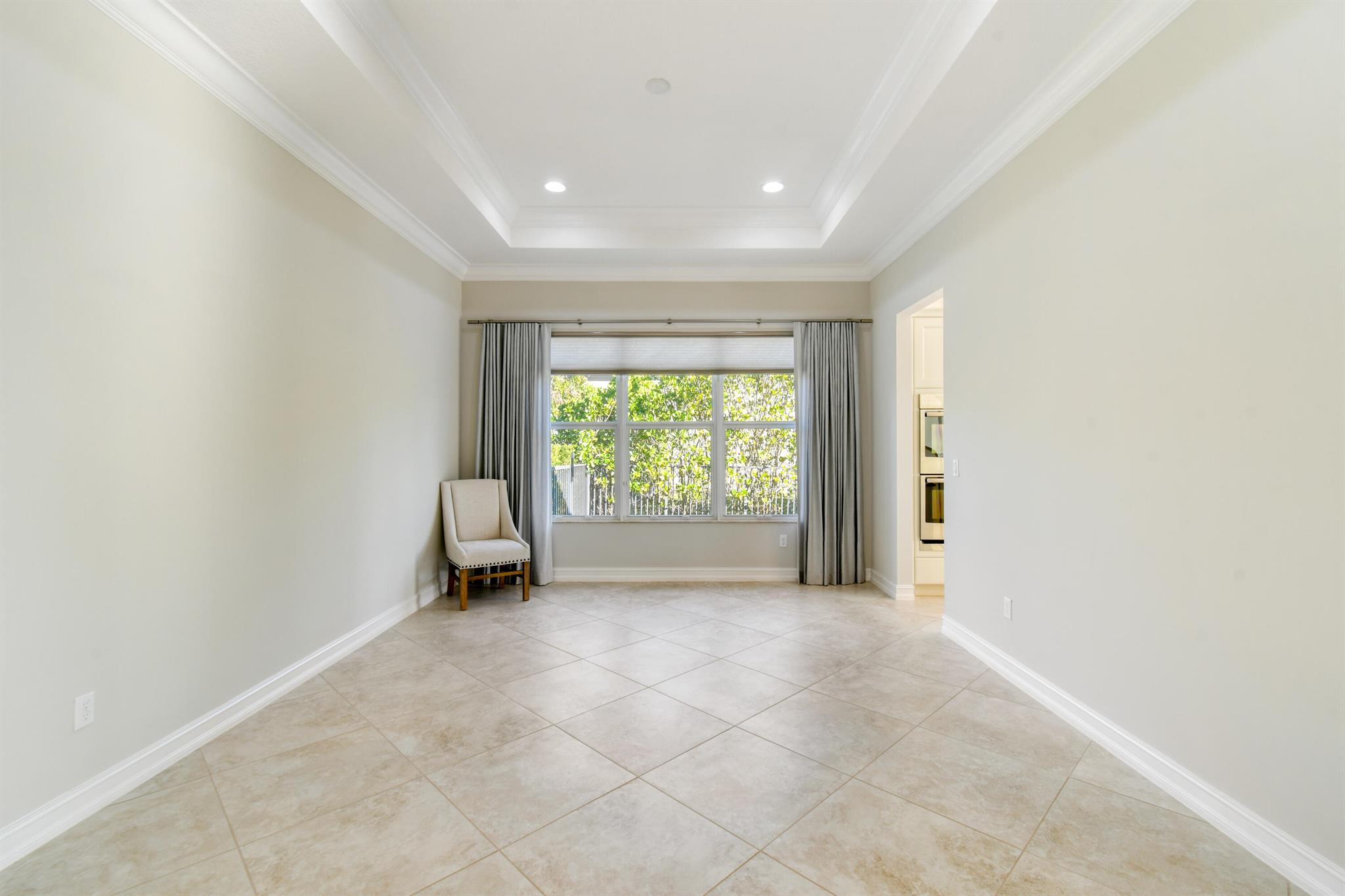 BAYHILL ESTATES - Residential