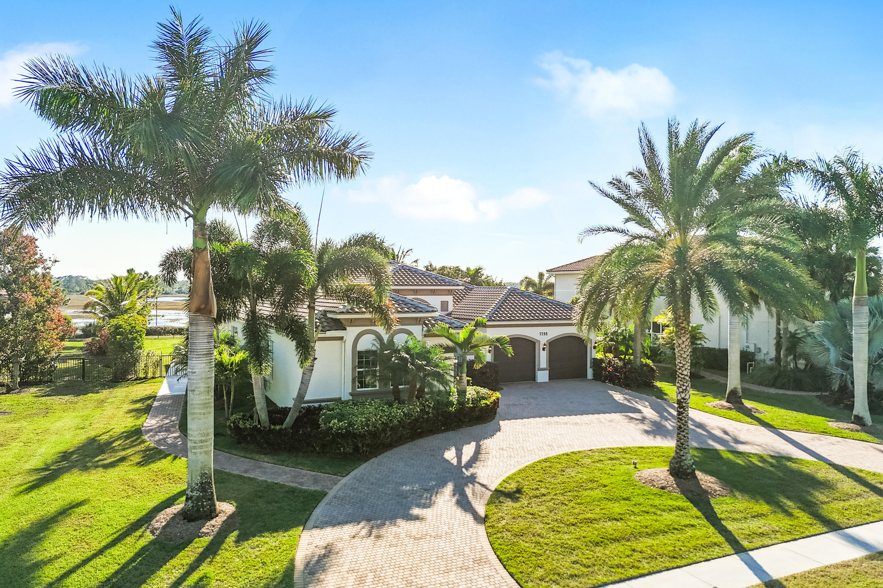 Properties 7755 Maywood Crest Drive