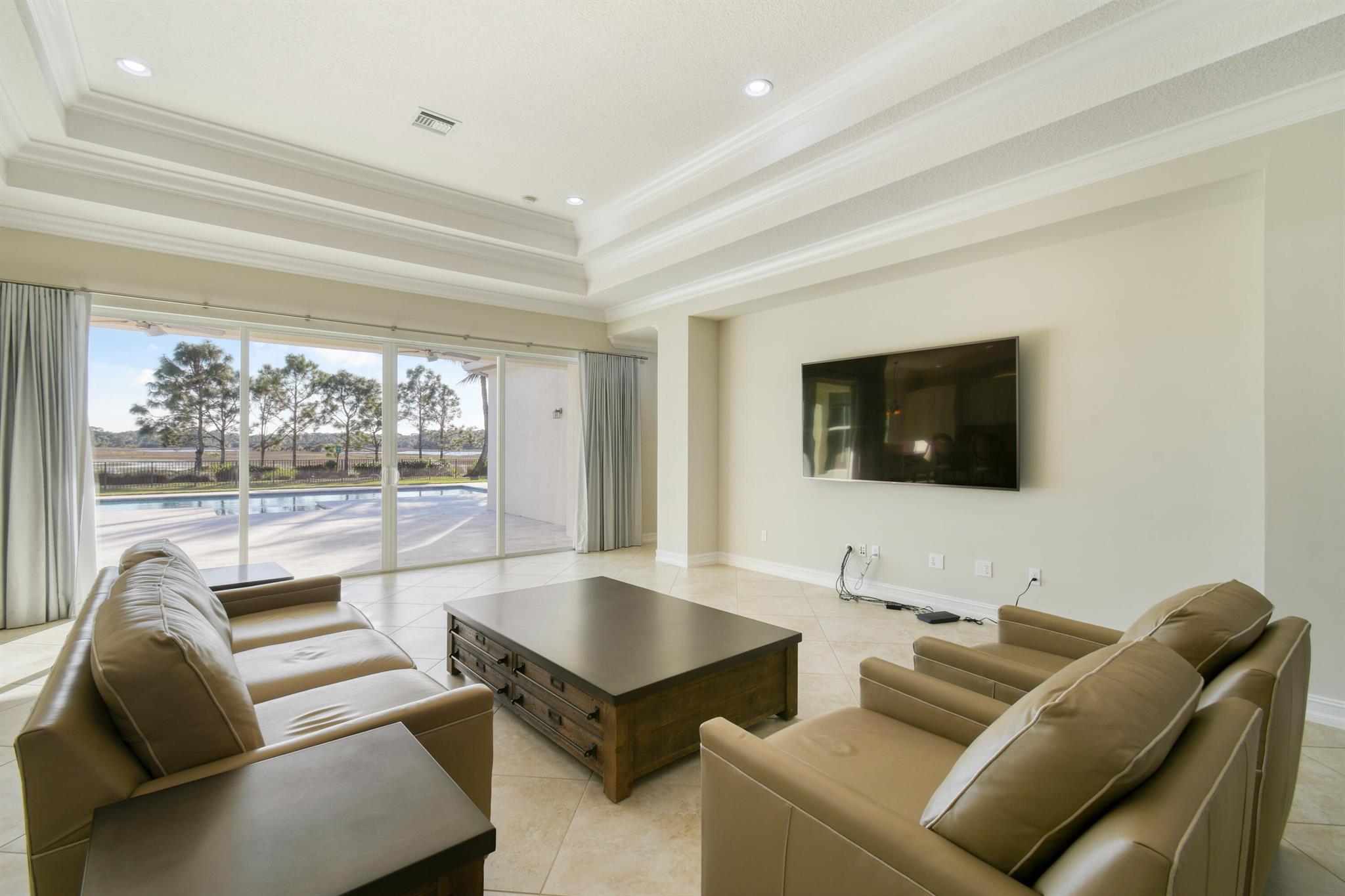 BAYHILL ESTATES - Residential