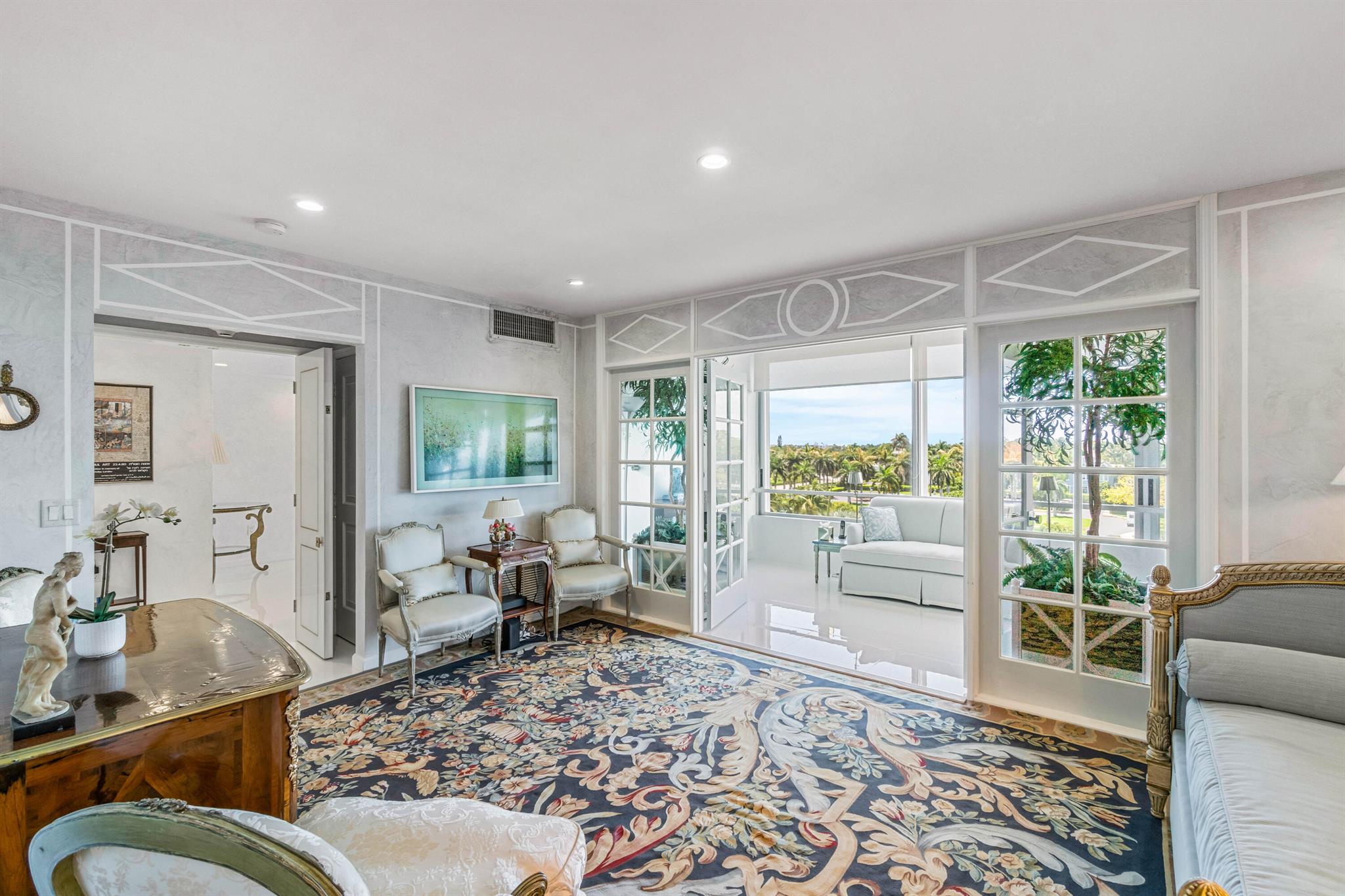 Palm Beach Towers - Residential