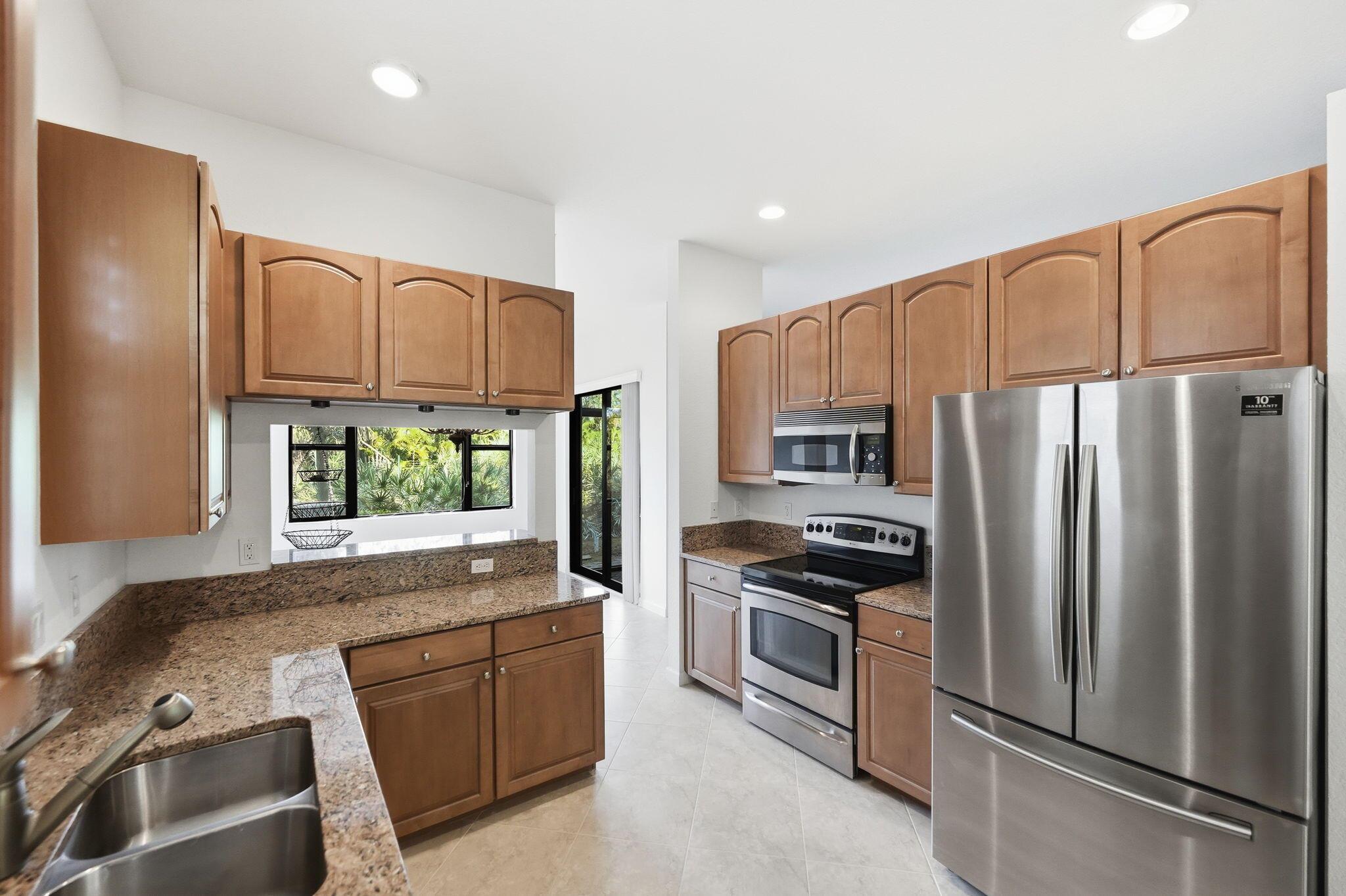 WOODMILL POND CONDO - Residential