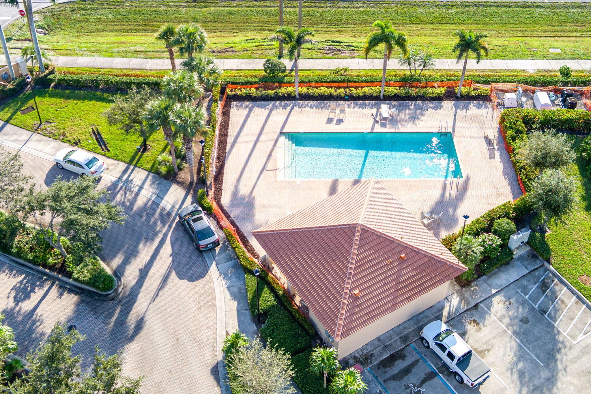 WOODMILL POND CONDO - Residential