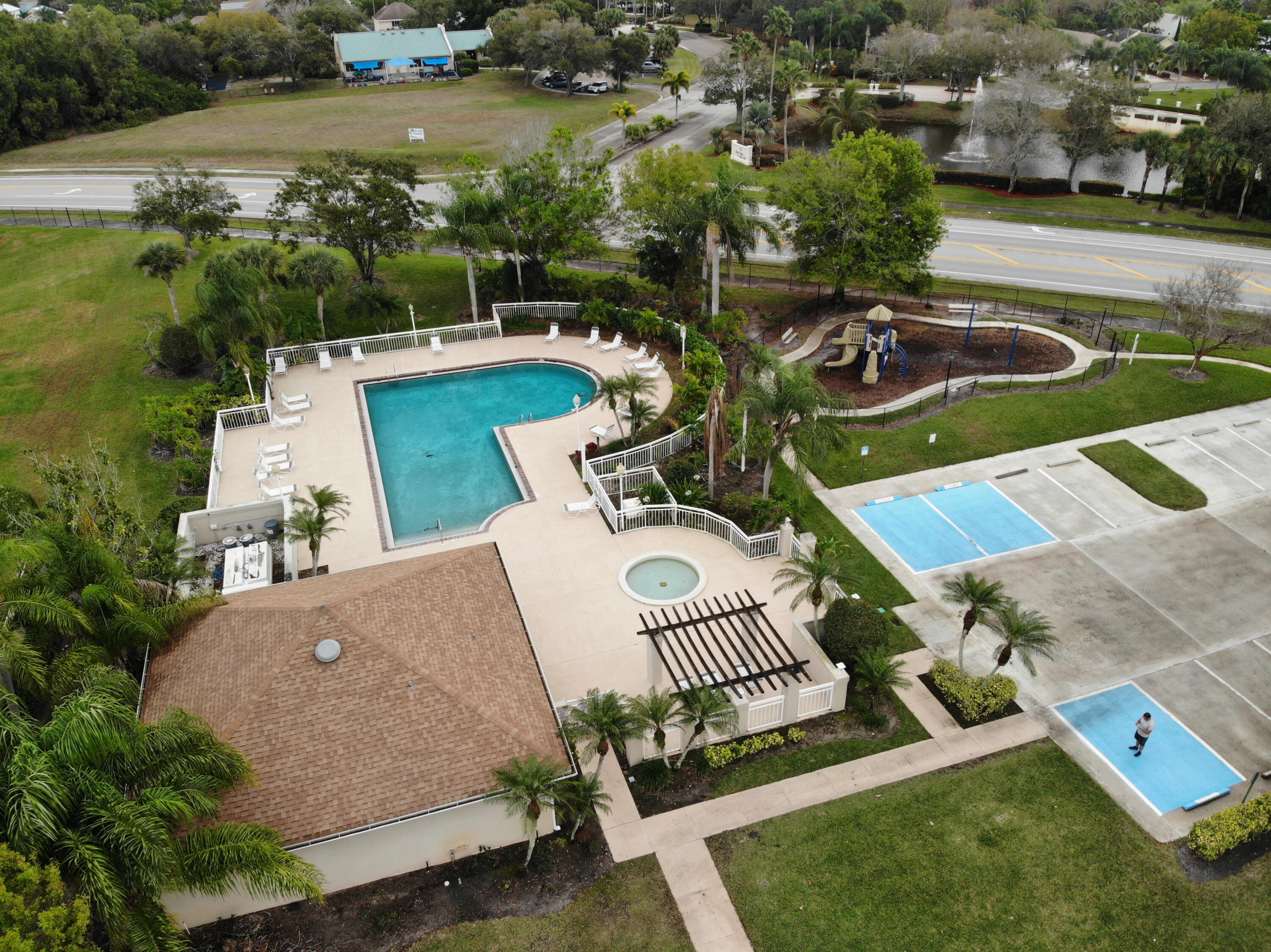 SUNSET TRACE - Residential