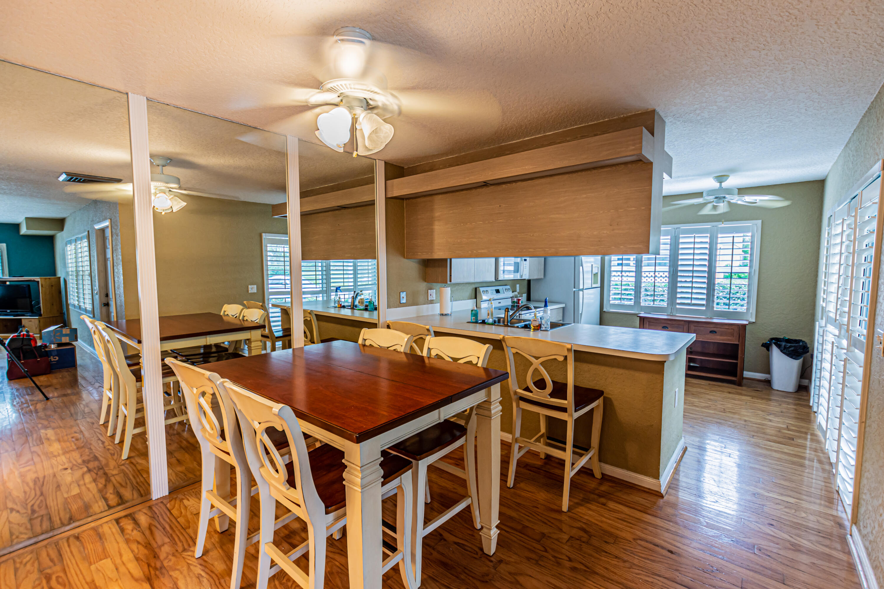 SUNSET TRACE - Residential