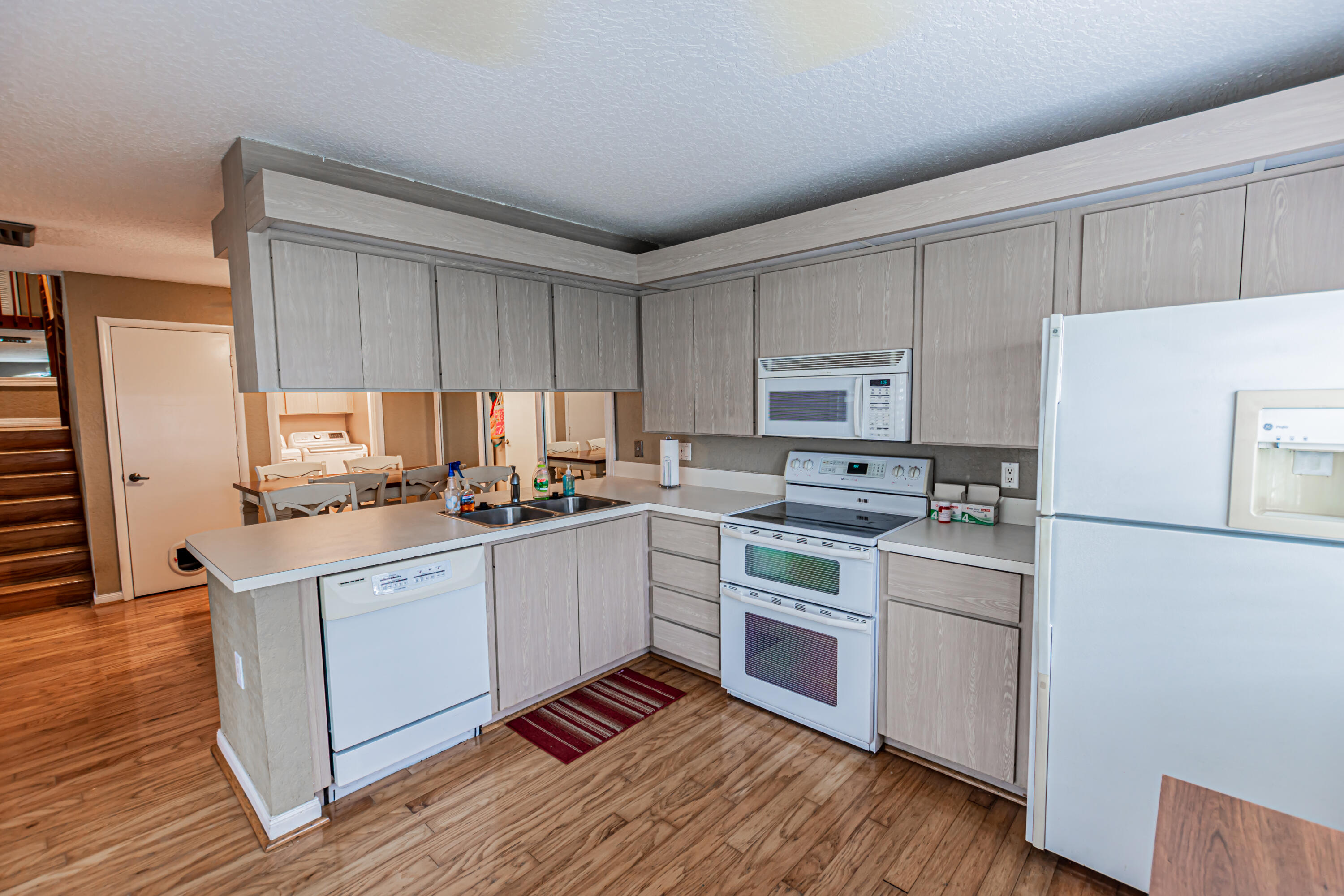 SUNSET TRACE - Residential