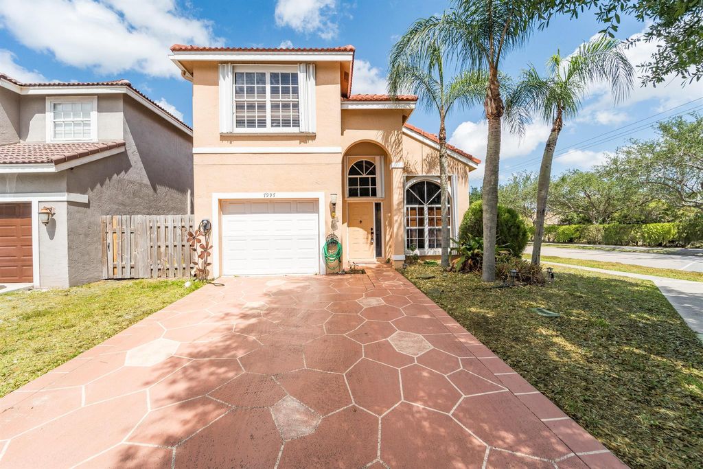 Photo of 7997 Lakewood Cove Court, Lake Worth, FL 33467 (MLS # R11086981)