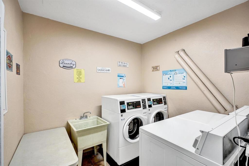 MAYBURY MANSIONS CONDO - Residential Lease