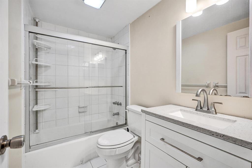MAYBURY MANSIONS CONDO - Residential Lease