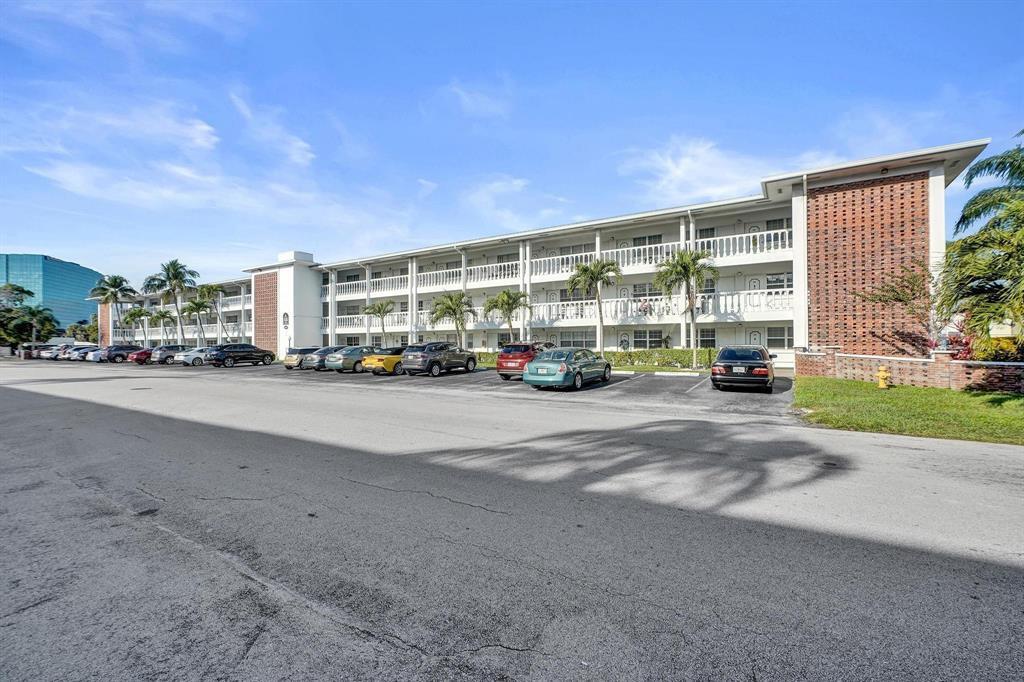 MAYBURY MANSIONS CONDO - Residential Lease