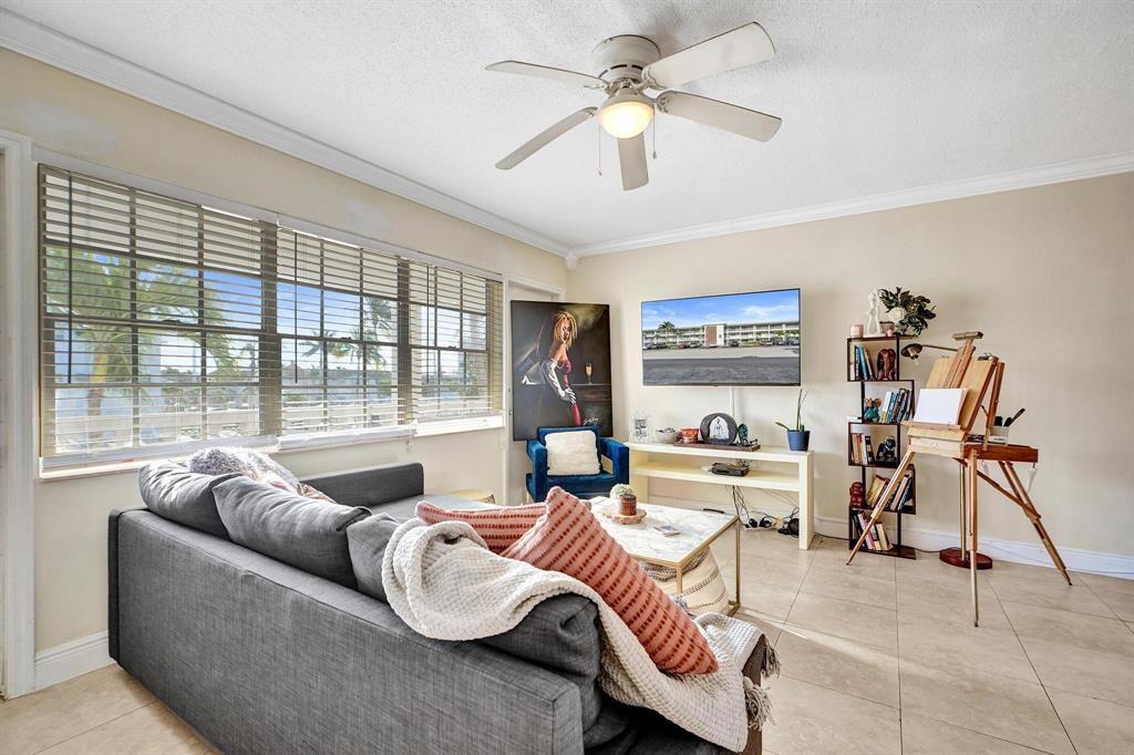 MAYBURY MANSIONS CONDO - Residential Lease