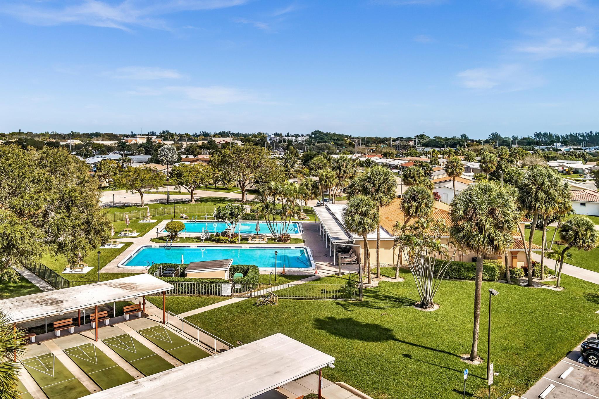 MAINLANDS OF TAMARAC LAKES - Residential