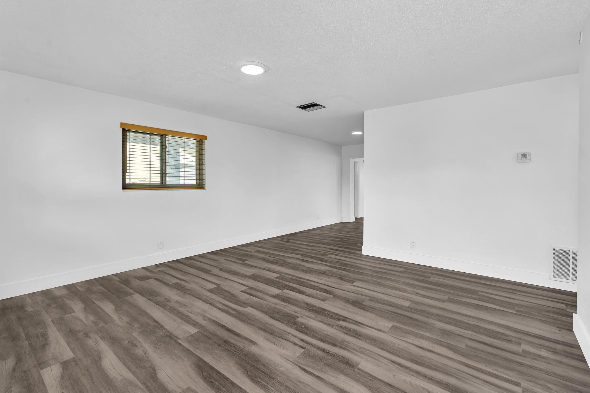 MAINLANDS OF TAMARAC LAKES - Residential