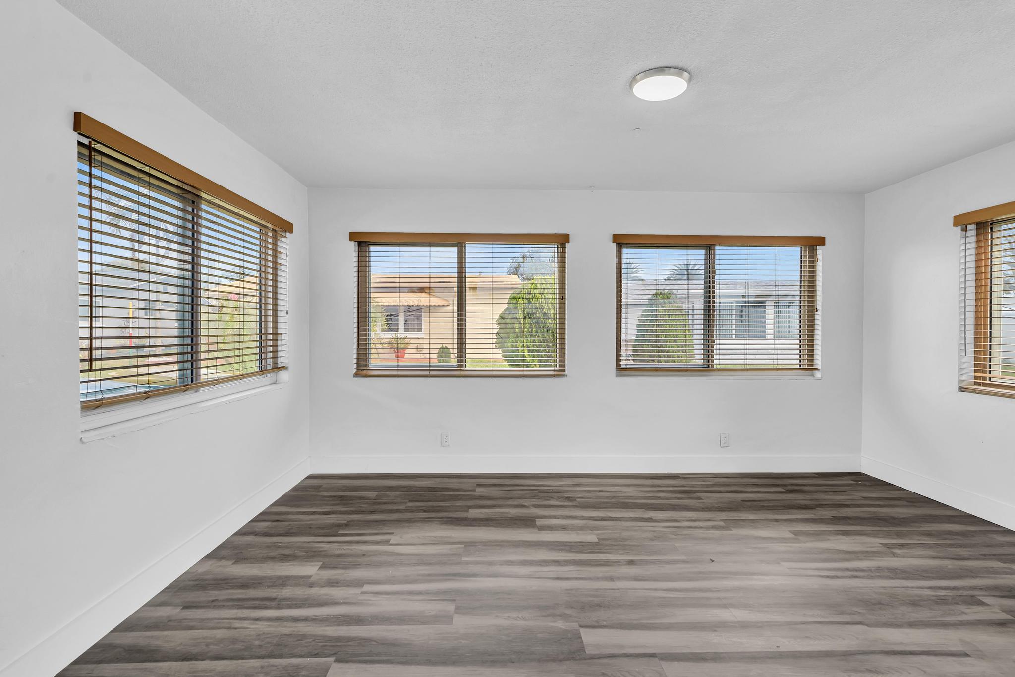 MAINLANDS OF TAMARAC LAKES - Residential