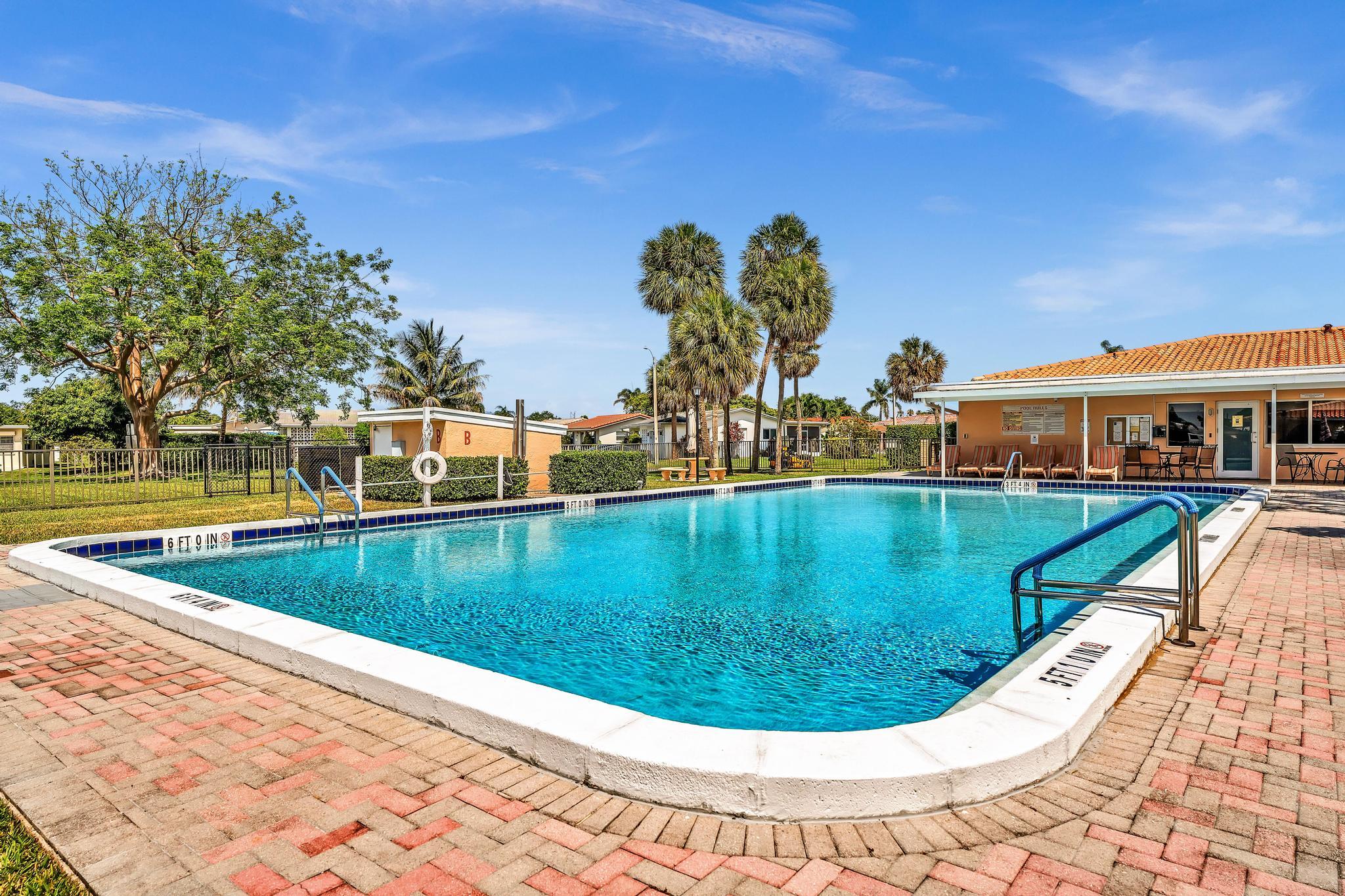 MAINLANDS OF TAMARAC LAKES - Residential