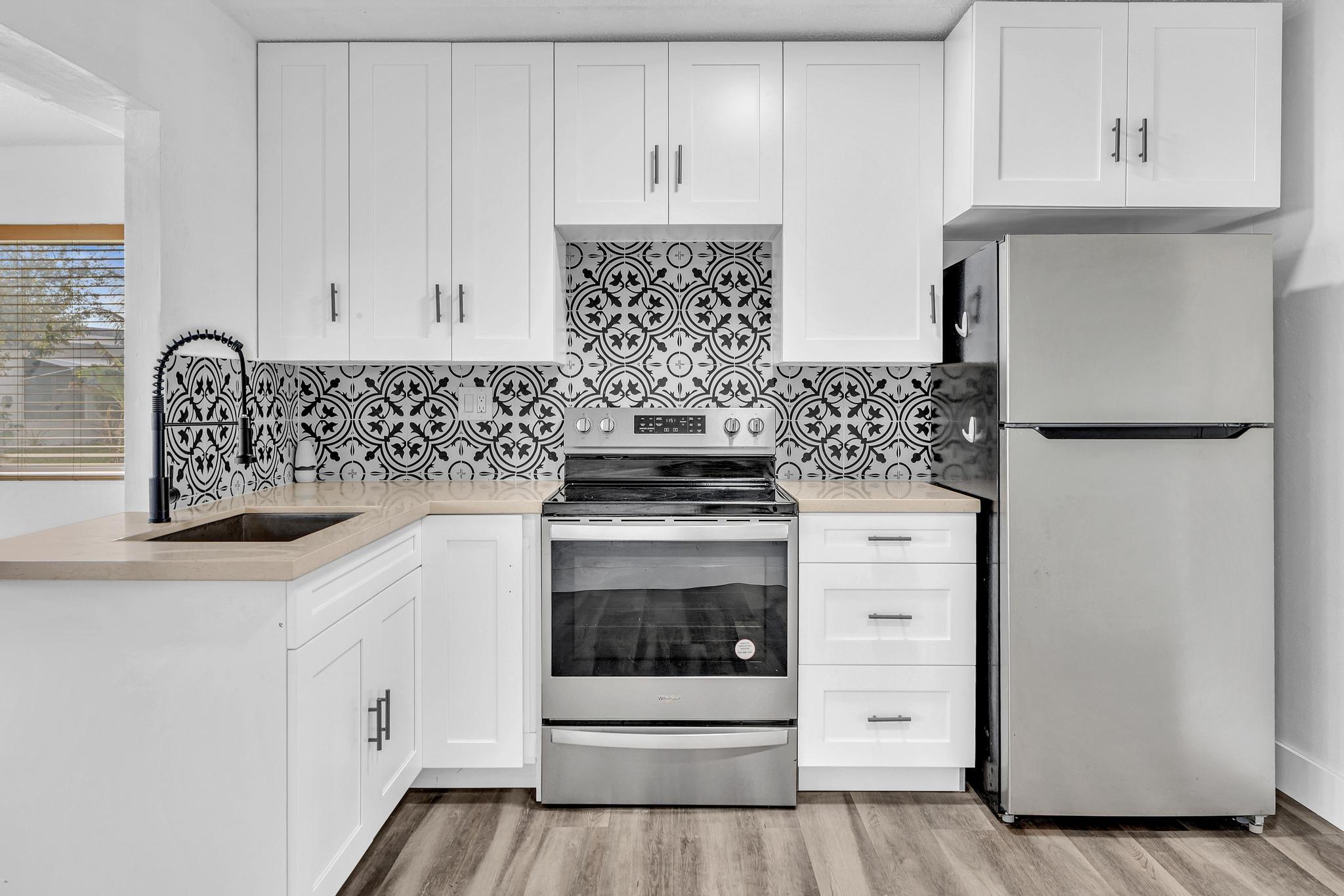 MAINLANDS OF TAMARAC LAKES - Residential