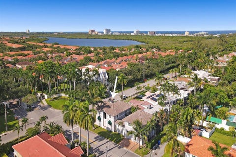 Tiny photo for 851 N 11TH Avenue, Hollywood, FL 33019 (MLS # B26088205)