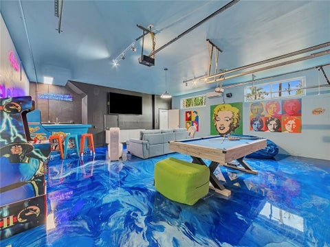 Tiny photo for 851 N 11TH Avenue, Hollywood, FL 33019 (MLS # B26088205)