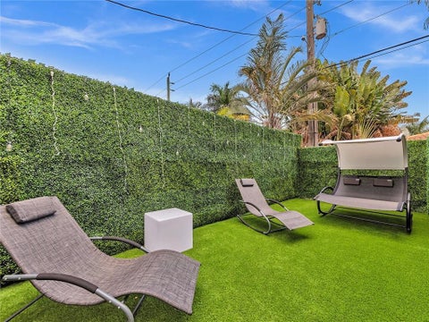 Tiny photo for 851 N 11TH Avenue, Hollywood, FL 33019 (MLS # B26088205)