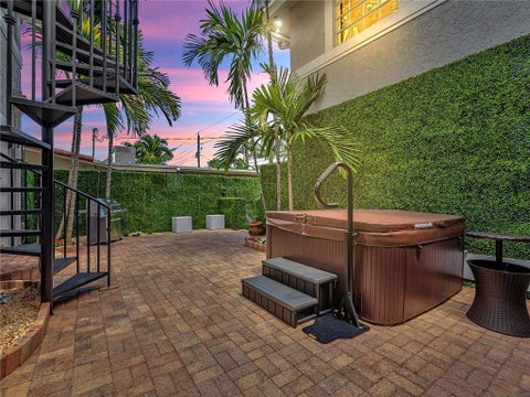 Tiny photo for 851 N 11TH Avenue, Hollywood, FL 33019 (MLS # B26088205)
