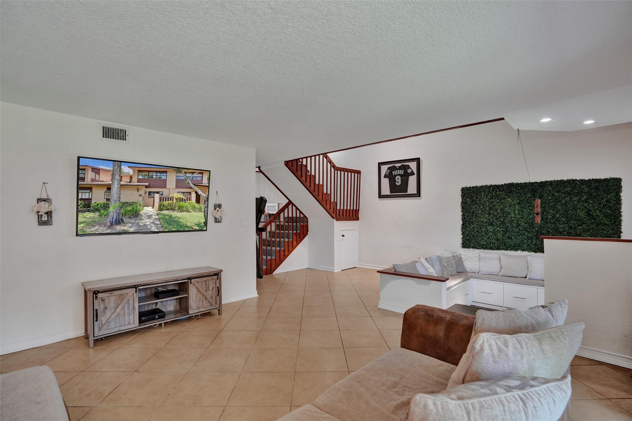 BONAIRE VILLAGE - Residential