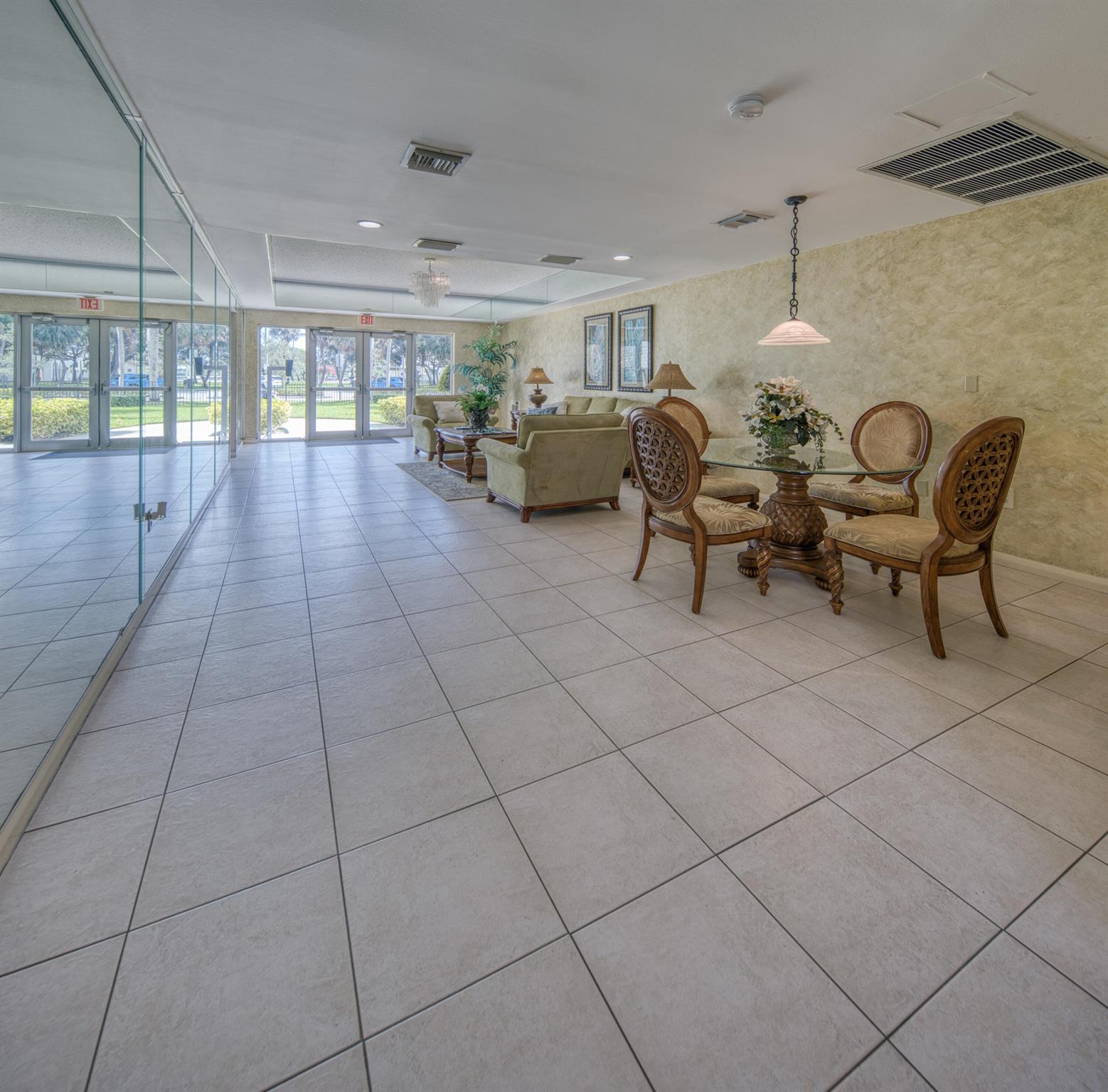 GULFSTREAM CONDO - Residential