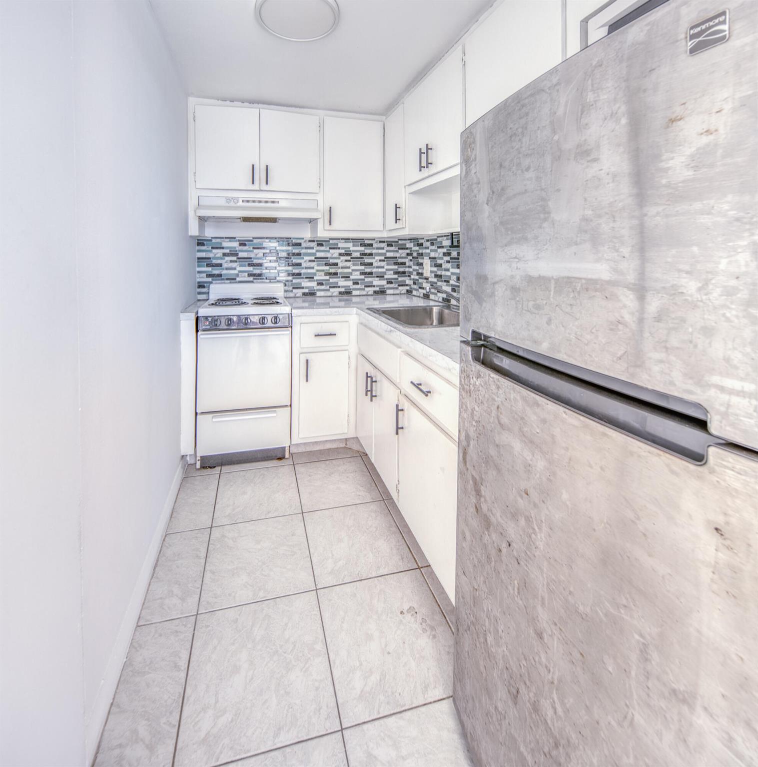 GULFSTREAM CONDO - Residential