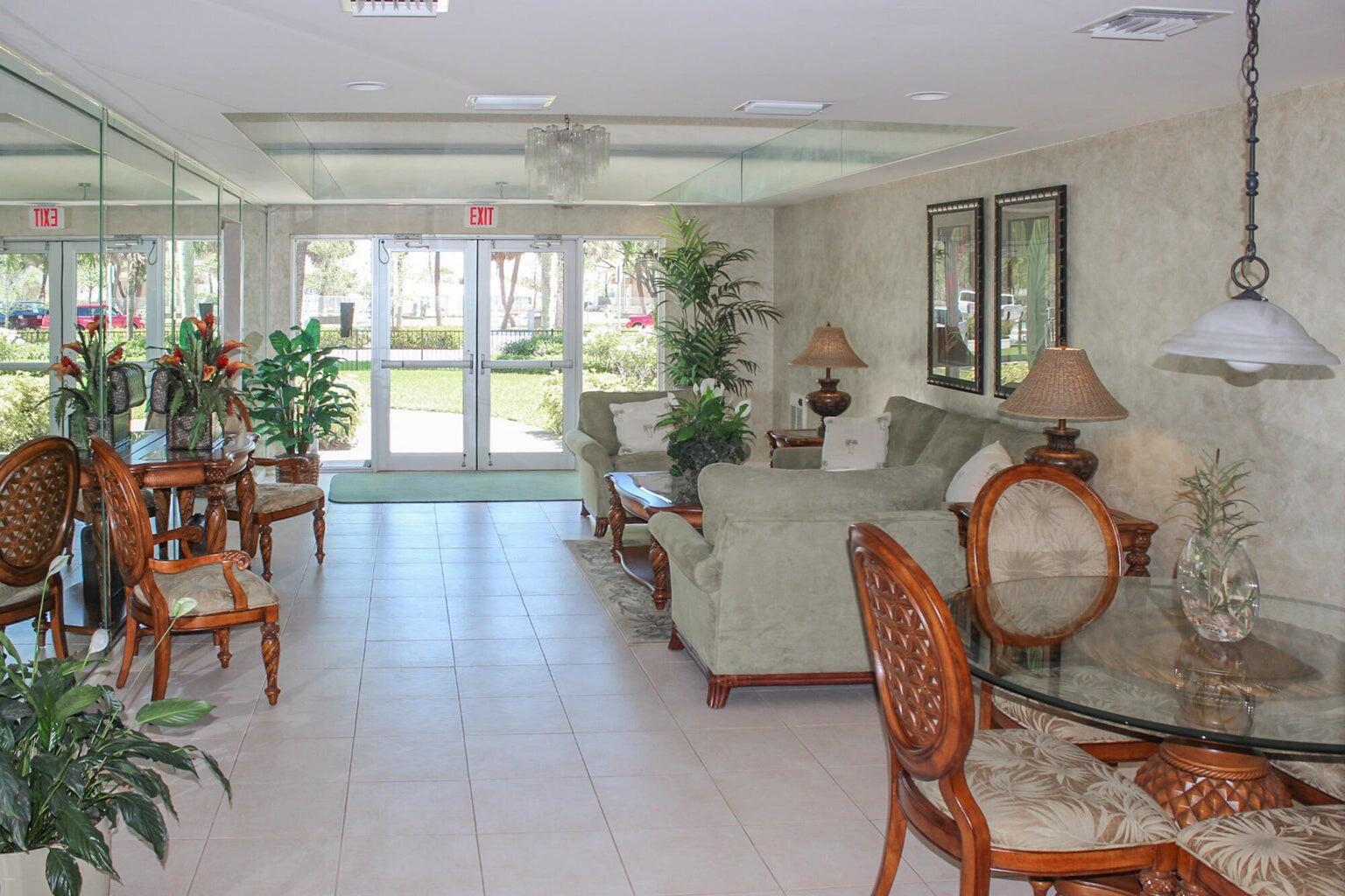 GULFSTREAM CONDO - Residential