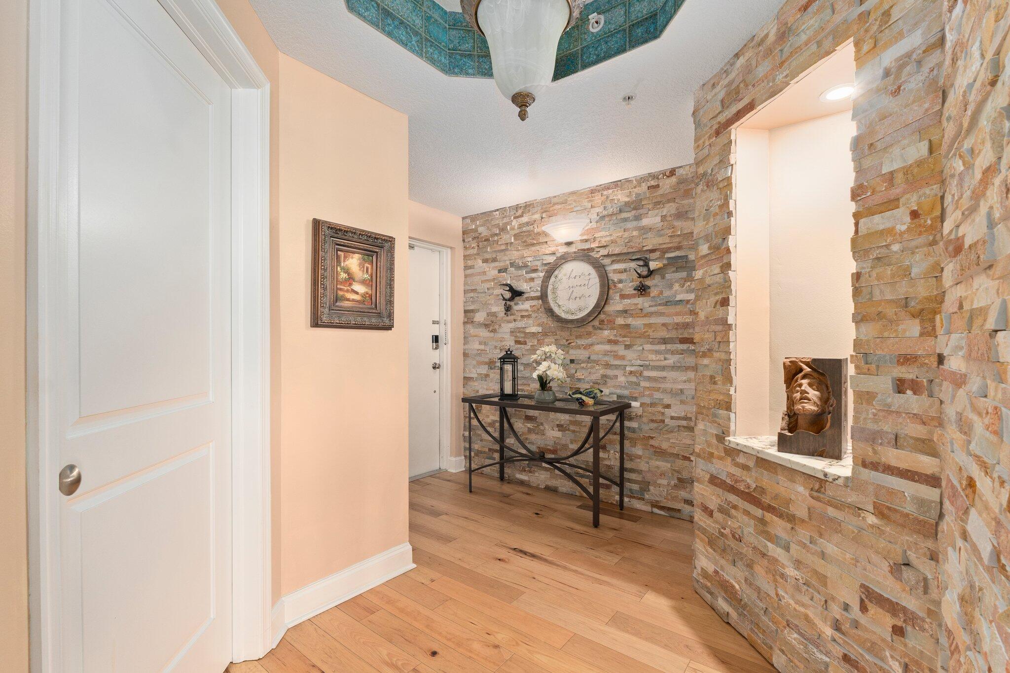 309 E Ocean Avenue 103