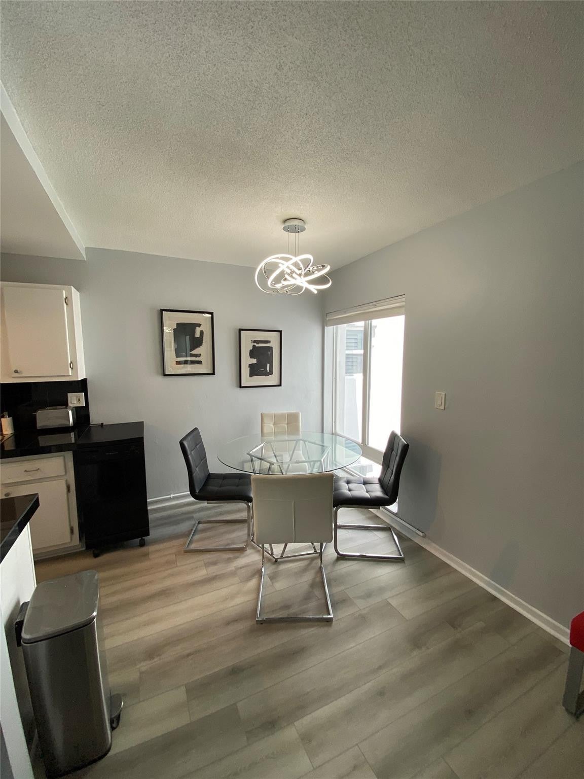 224 Hibiscus Avenue 253