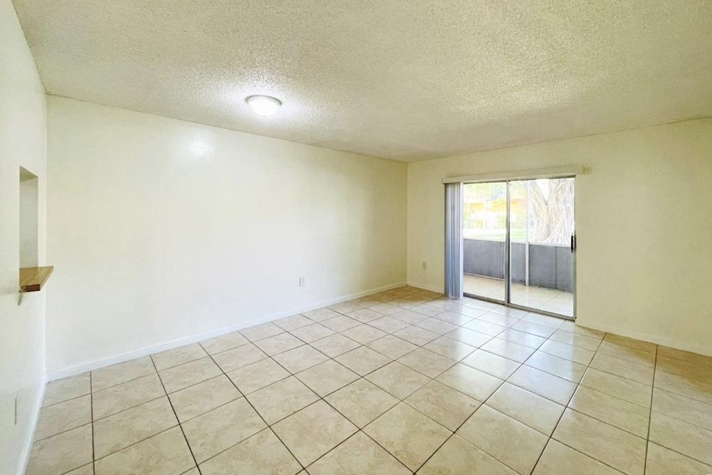 Photo of 4354 NW 9th Avenue #14-1C, Deerfield Beach, FL 33064 (MLS # F10515958)