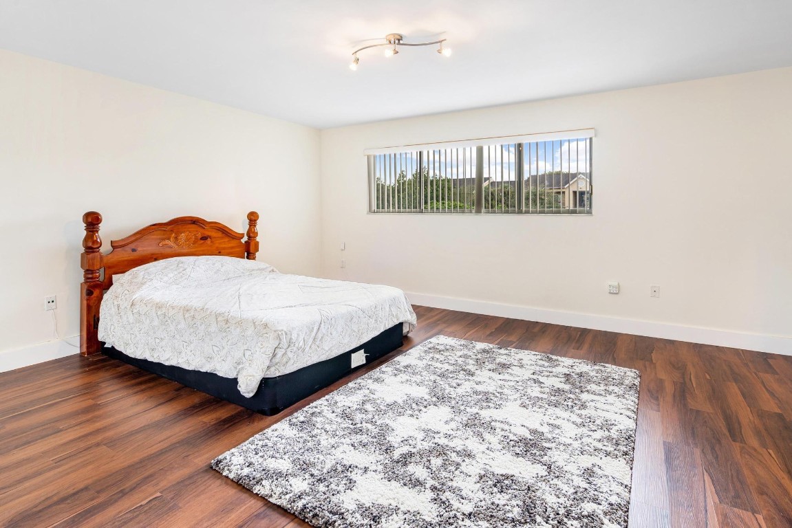 La Jolla West - Residential Lease