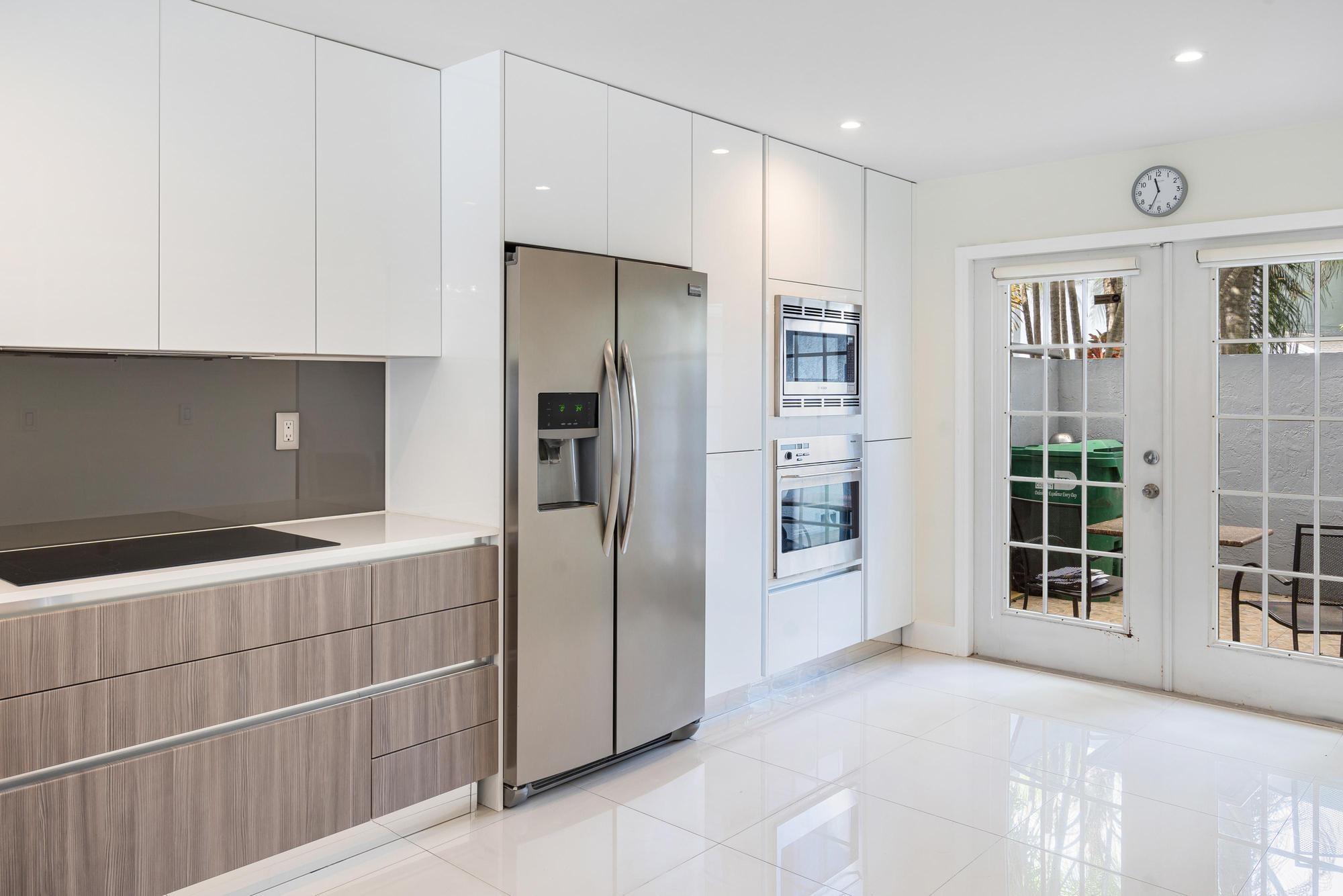 La Jolla West - Residential Lease