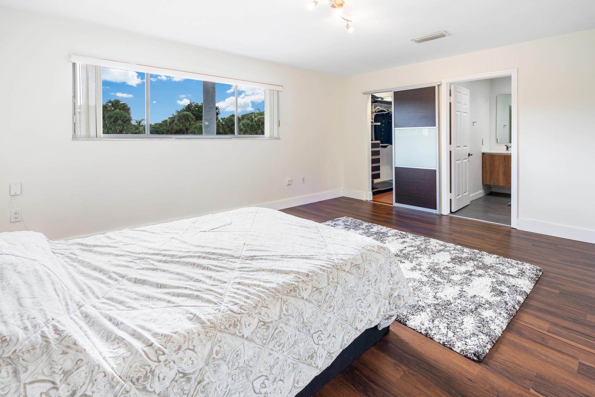 La Jolla West - Residential Lease