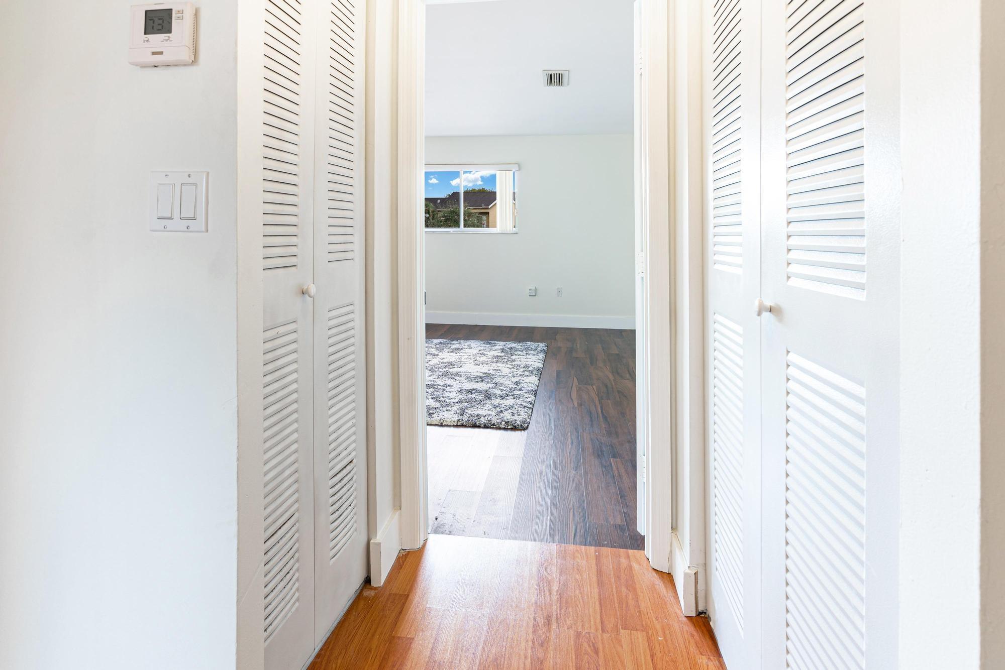 La Jolla West - Residential Lease