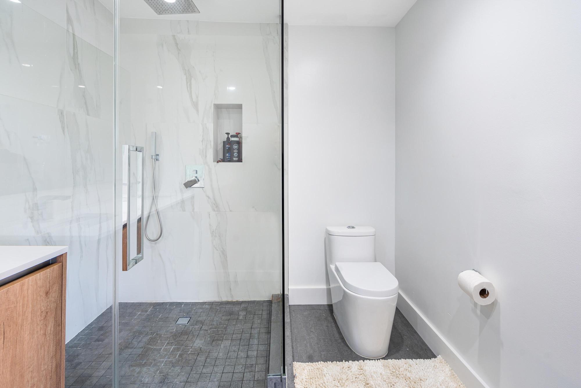 La Jolla West - Residential Lease