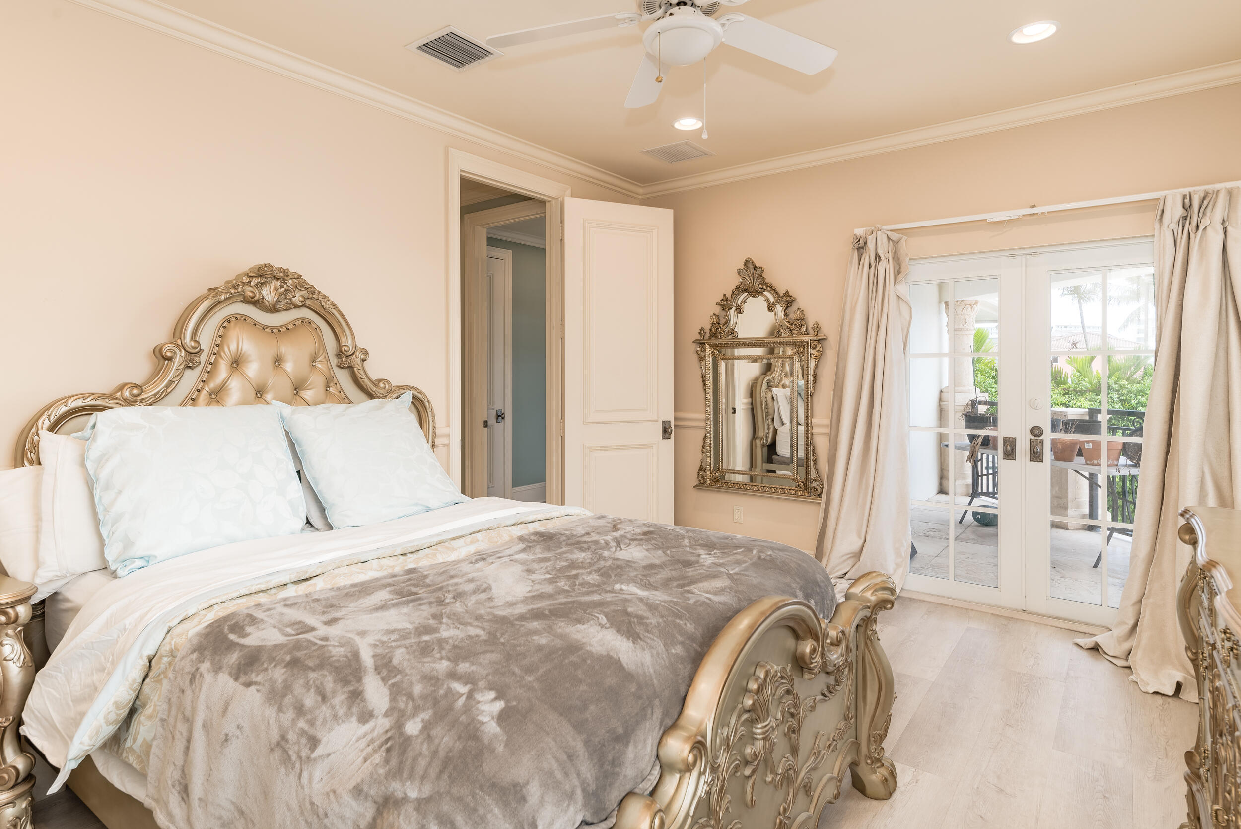 TROPIC ISLE 4TH SEC - Residential